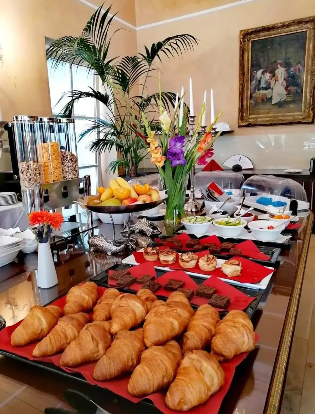 Breakfast, Food in Hotel Sacher Baden