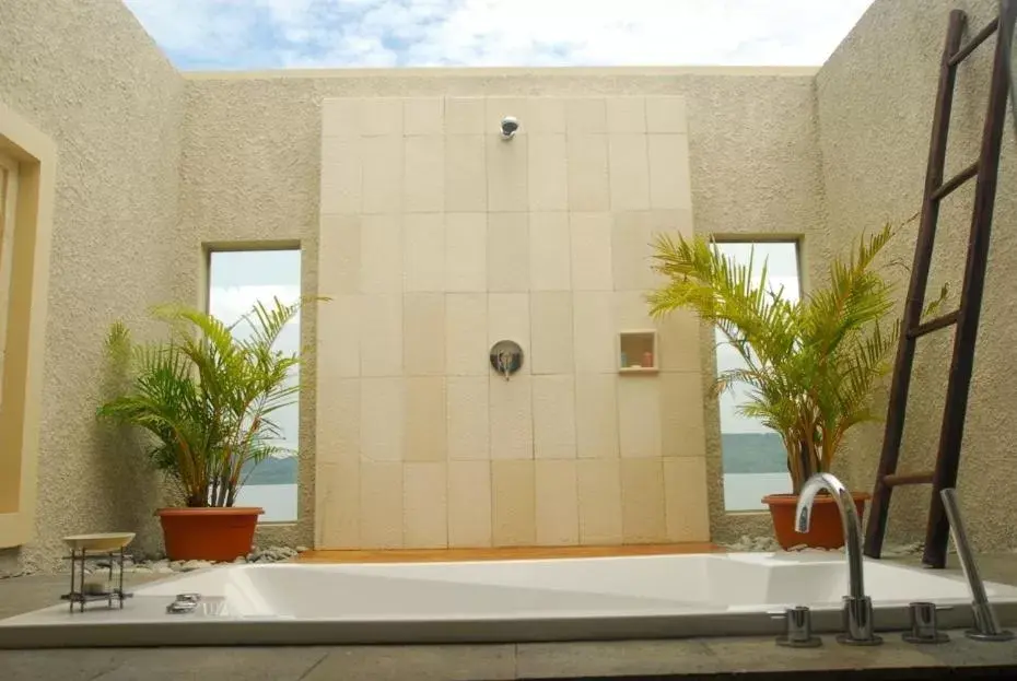 Bathroom in The Natsepa Resort and Conference Center