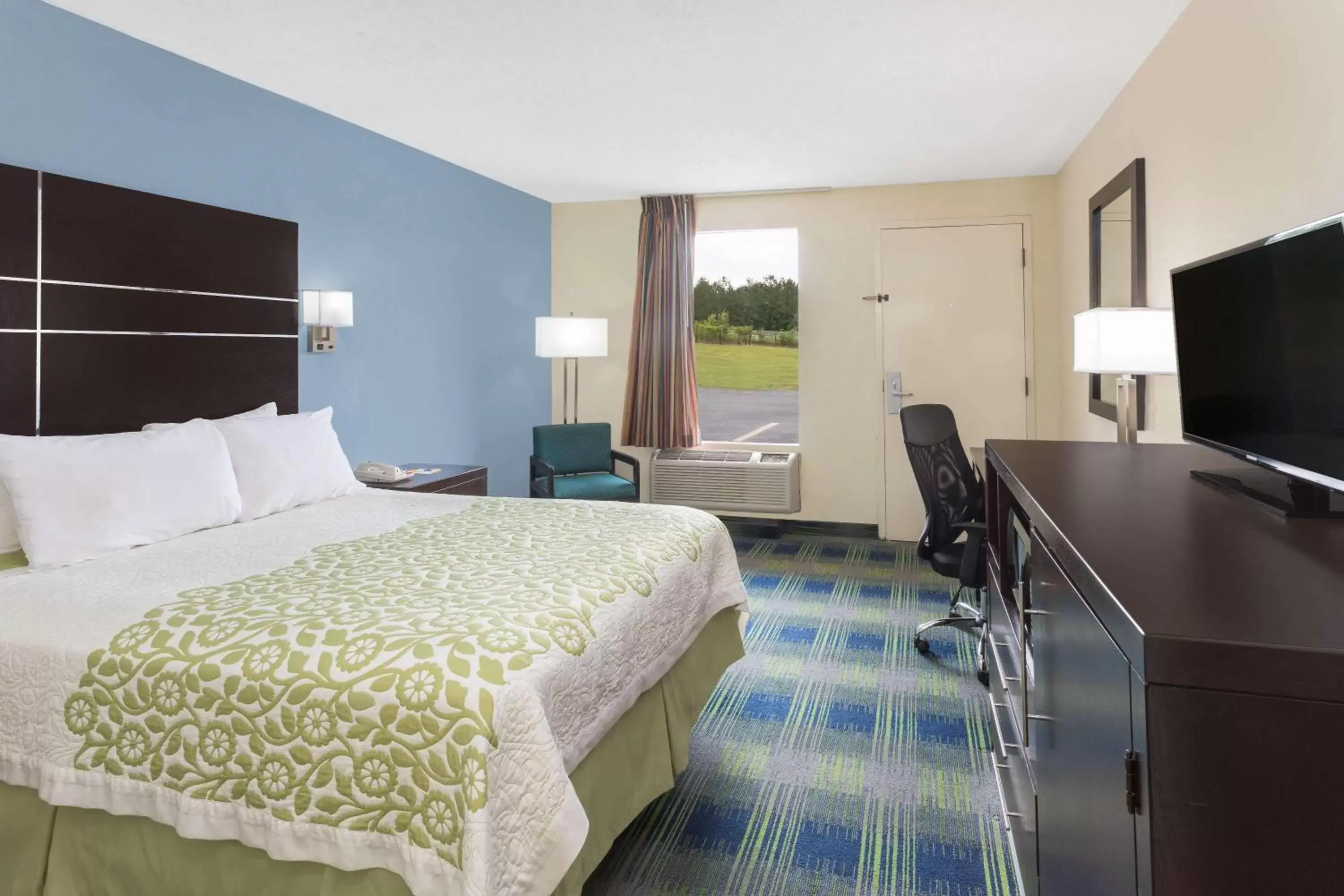 Photo of the whole room in Days Inn by Wyndham Newberry South Carolina