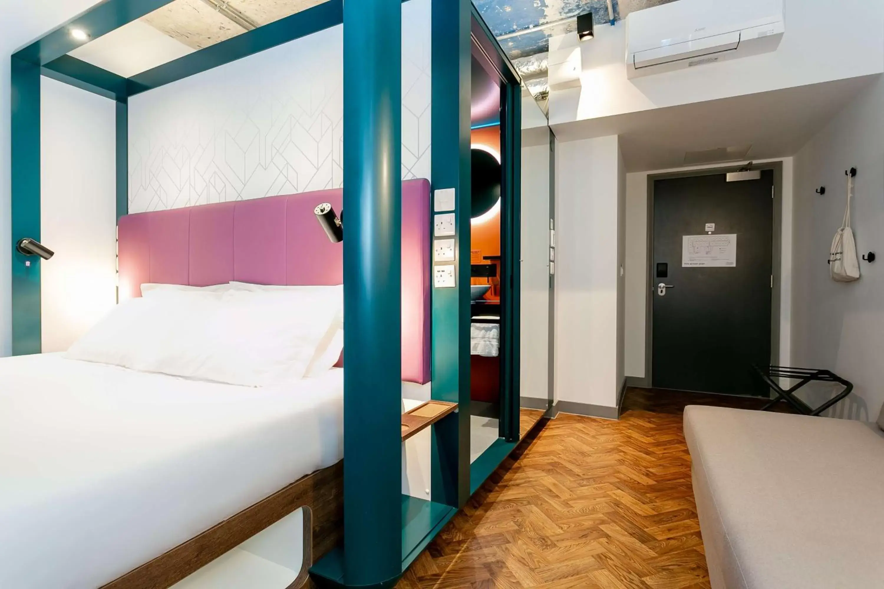 Bedroom in YOTEL Manchester Deansgate
