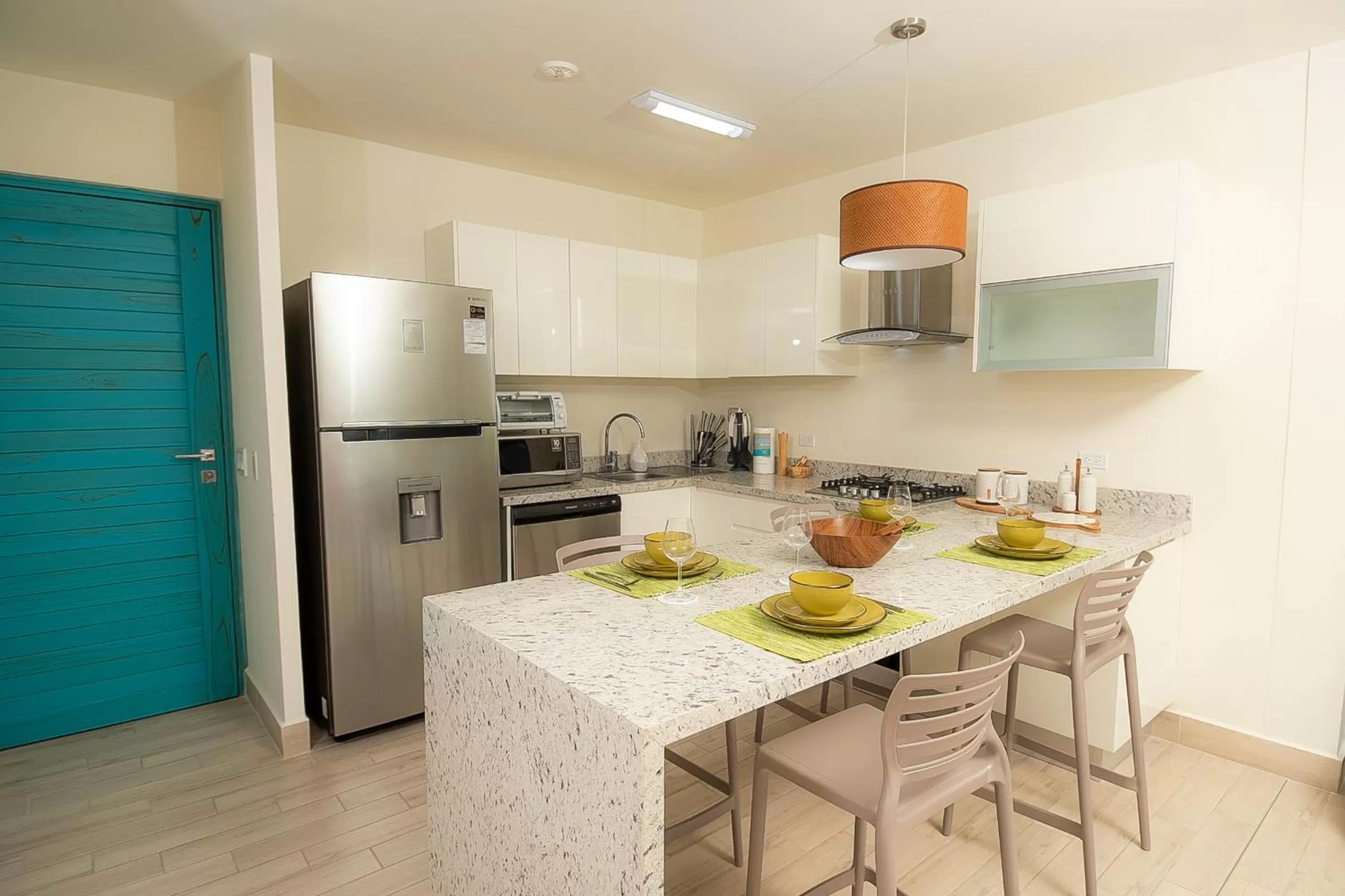 Kitchen or kitchenette, Kitchen/Kitchenette in Playa Caracol Residences
