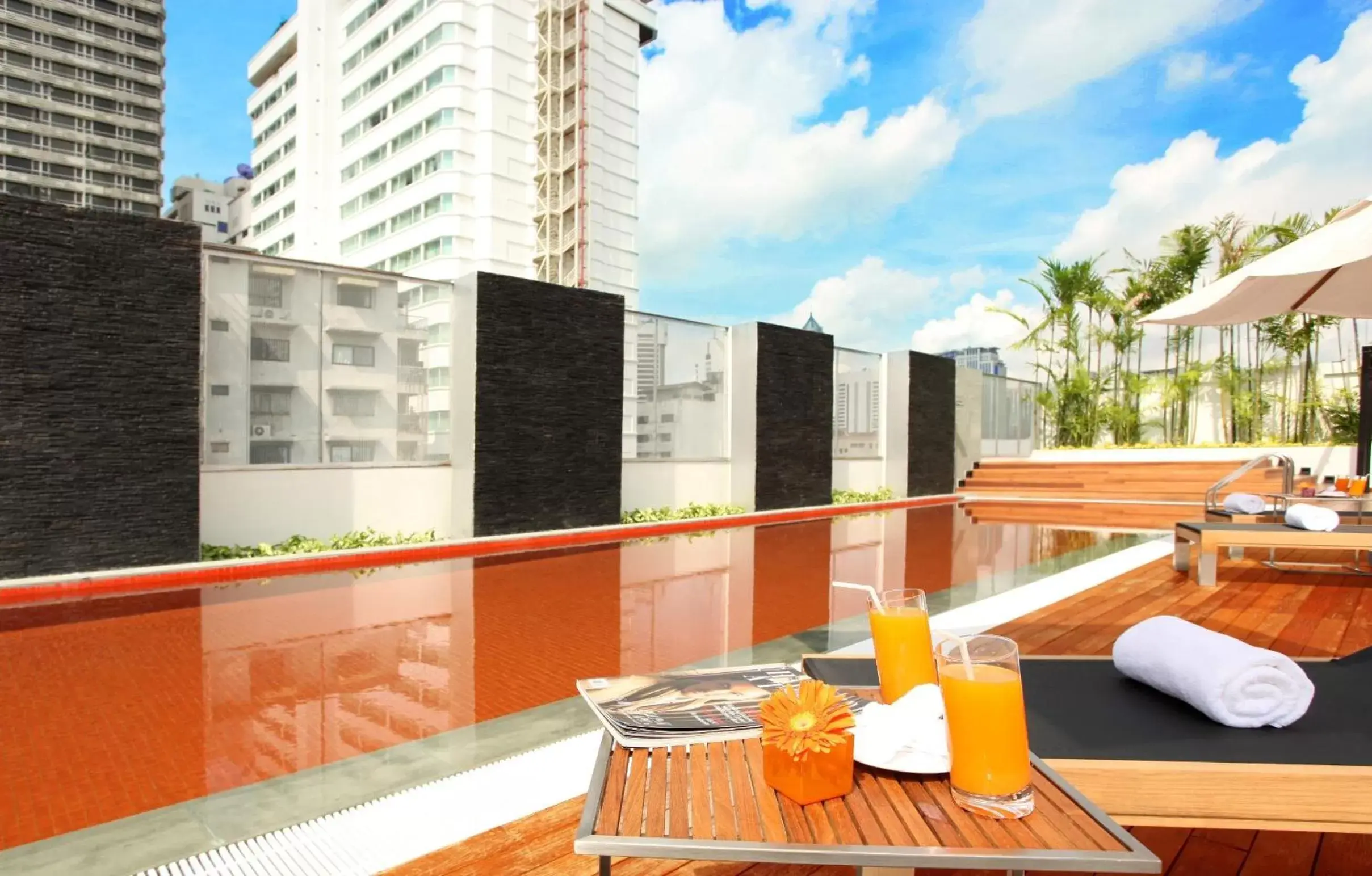 Balcony/Terrace in Radisson Suites Bangkok Sukhumvit - SHA Extra Plus