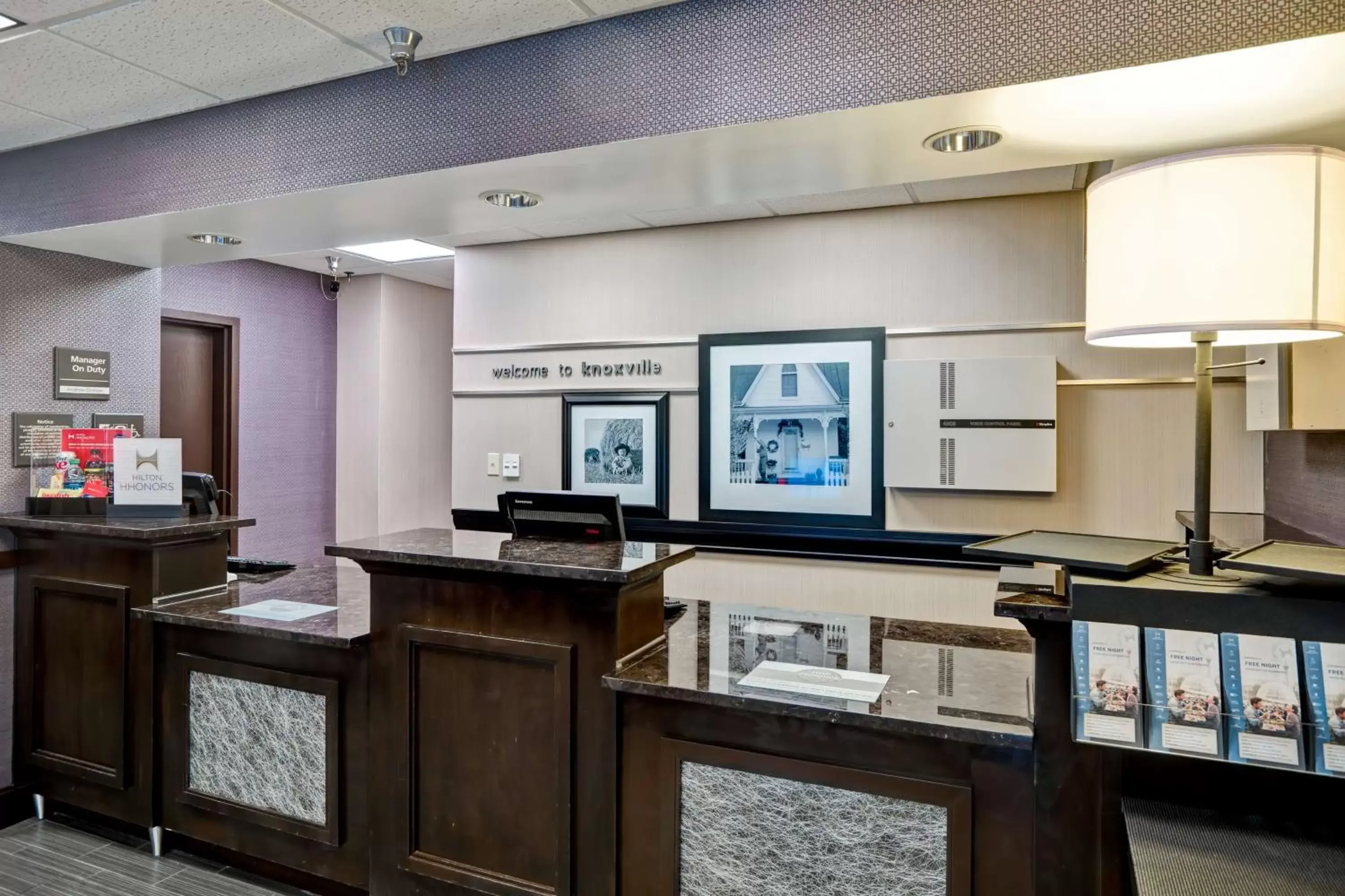 Lobby or reception in Hampton Inn Knoxville-Airport