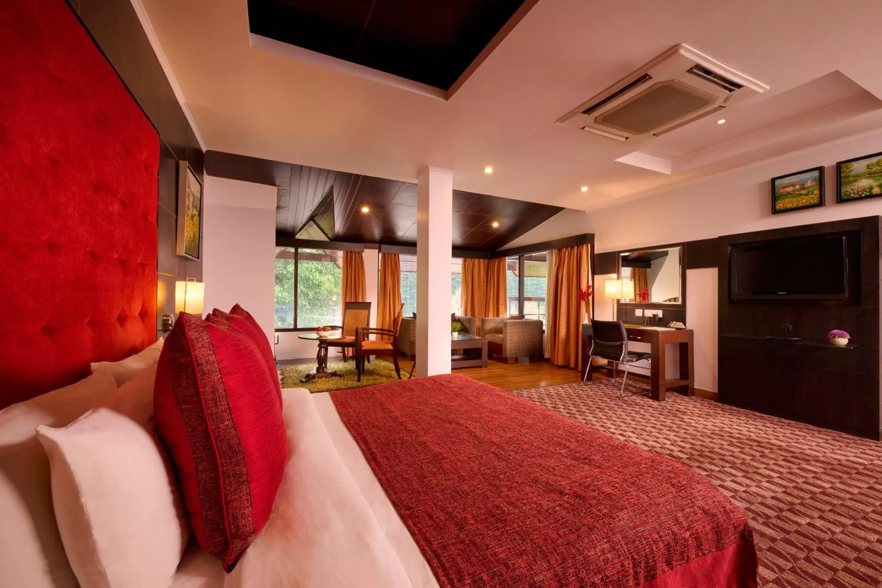 Bed in Renest River Country Resort Manali
