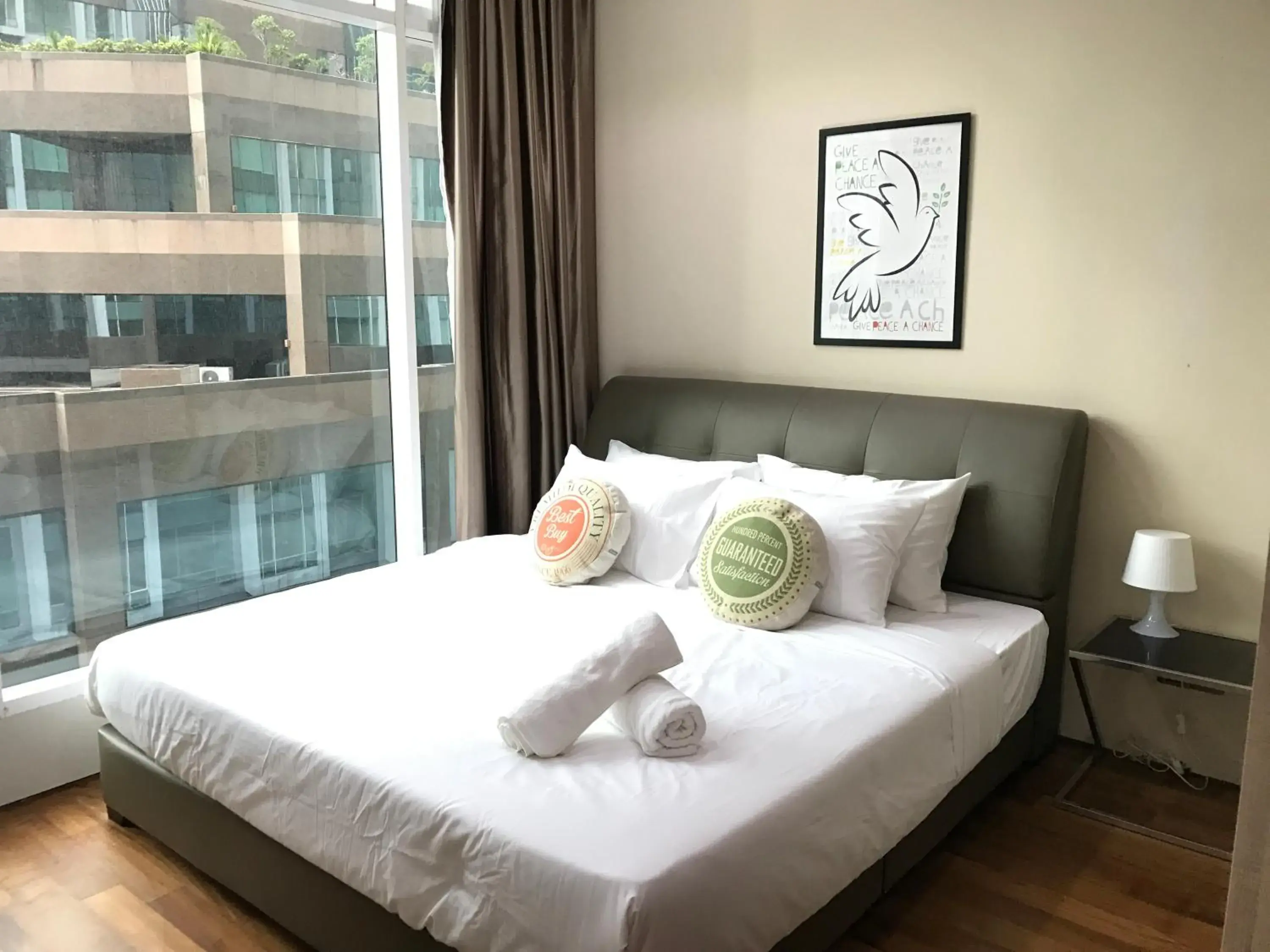 Bed in Soho Suites KLCC by the Betty Roux