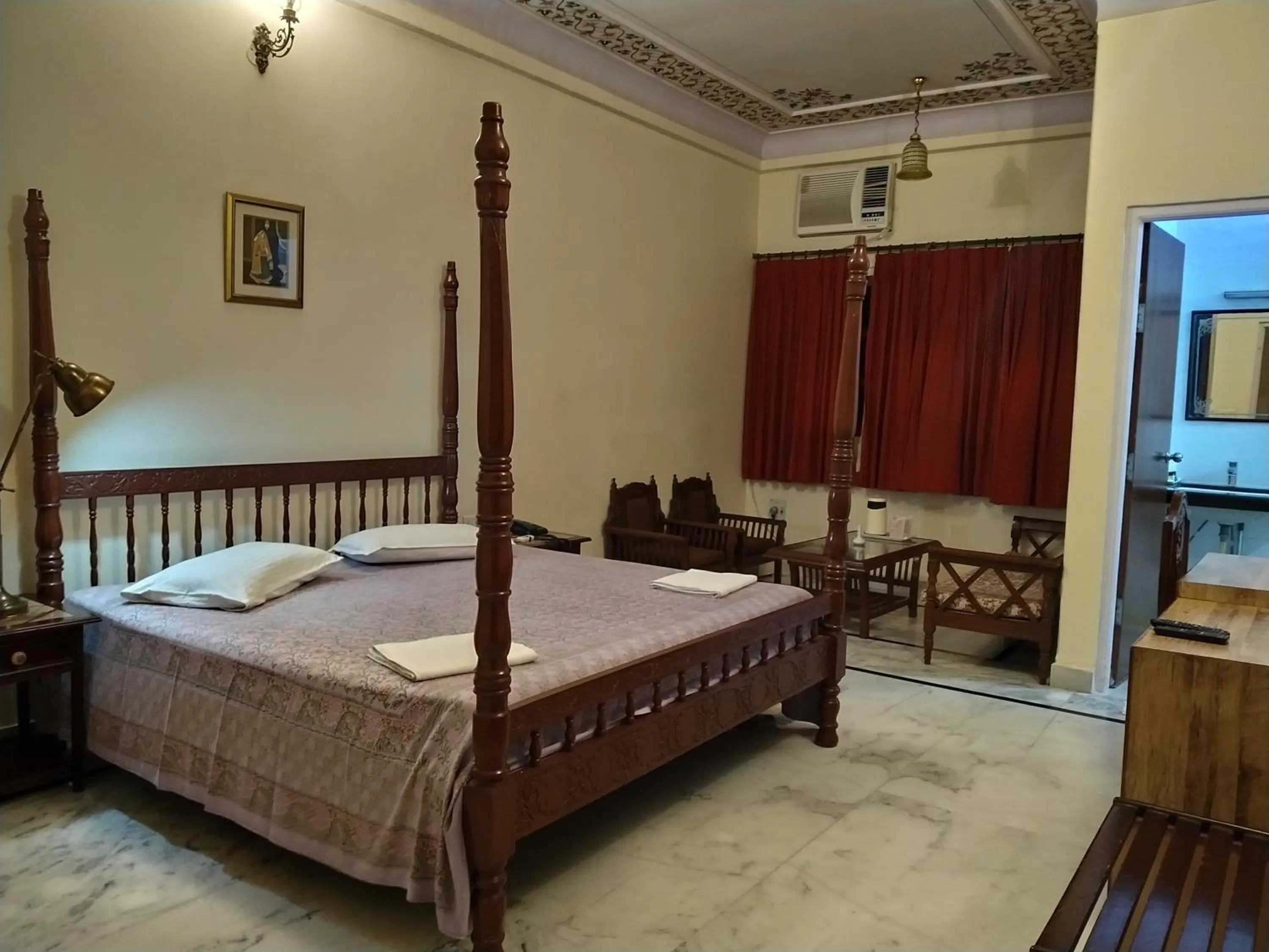 Bed in Anuraag Villa