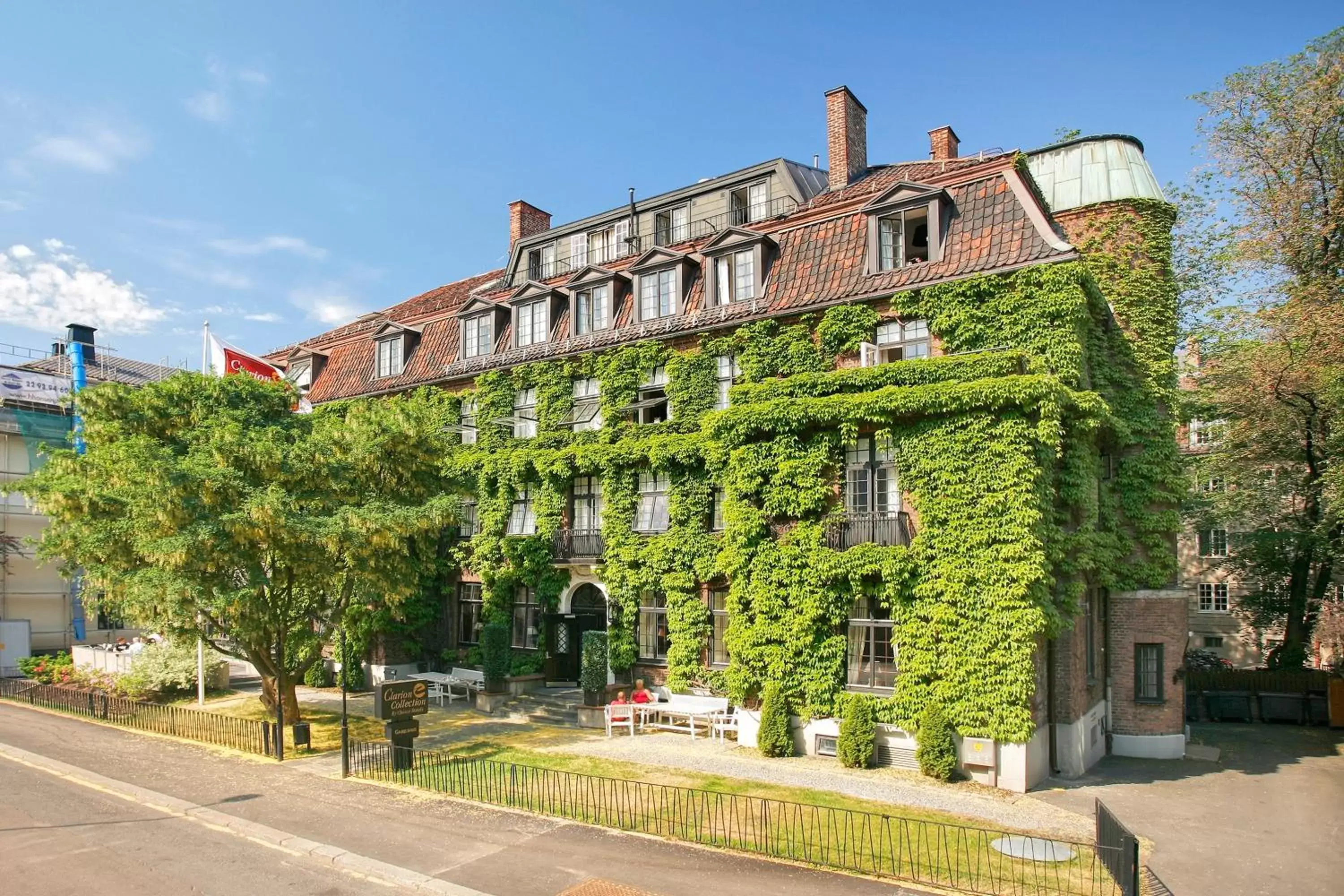 Facade/entrance in Home Hotel Gabelshus Facade/entrance in Home Hotel Gabelshus