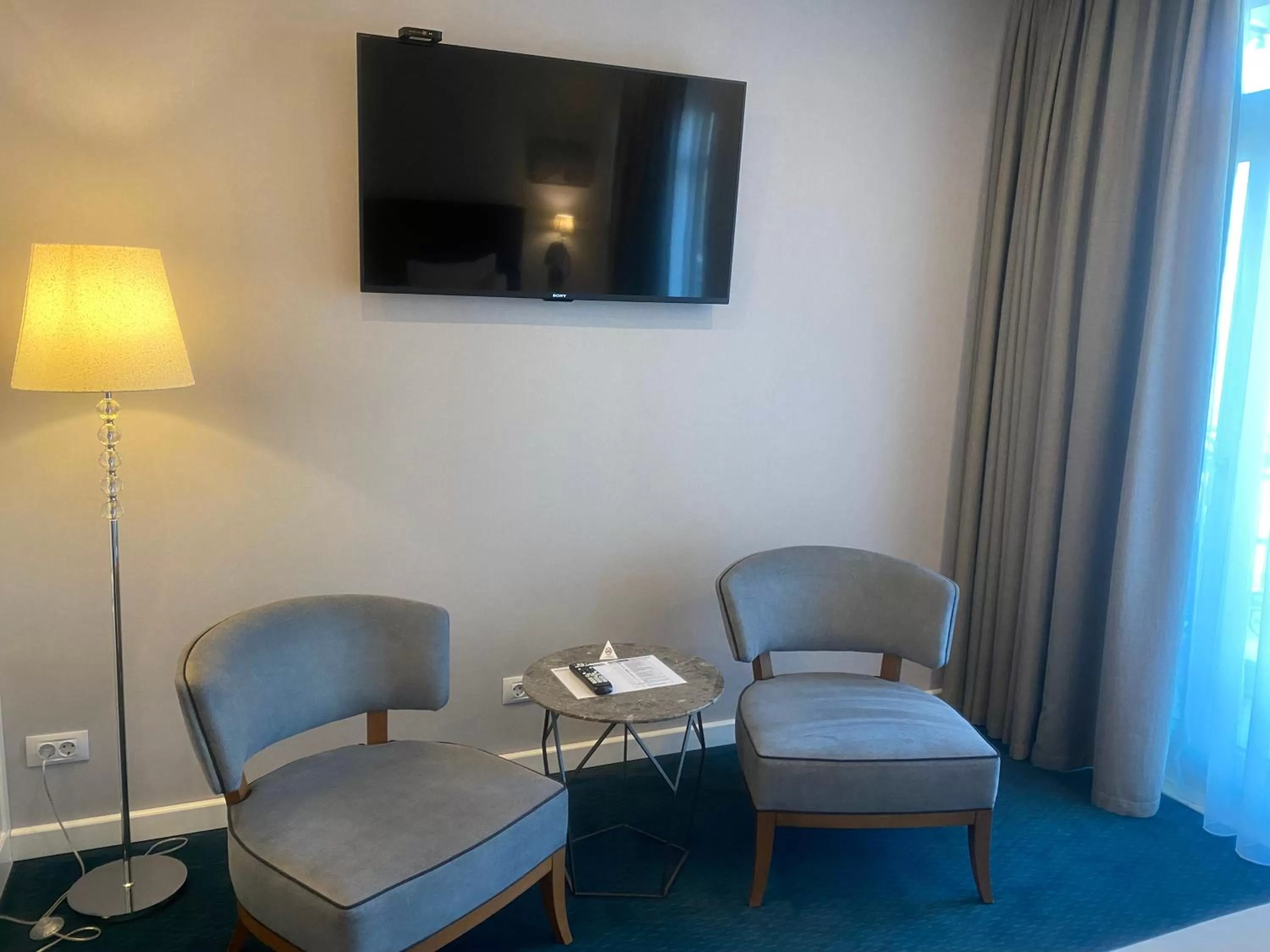 TV and multimedia in Hotel Residence Promenade