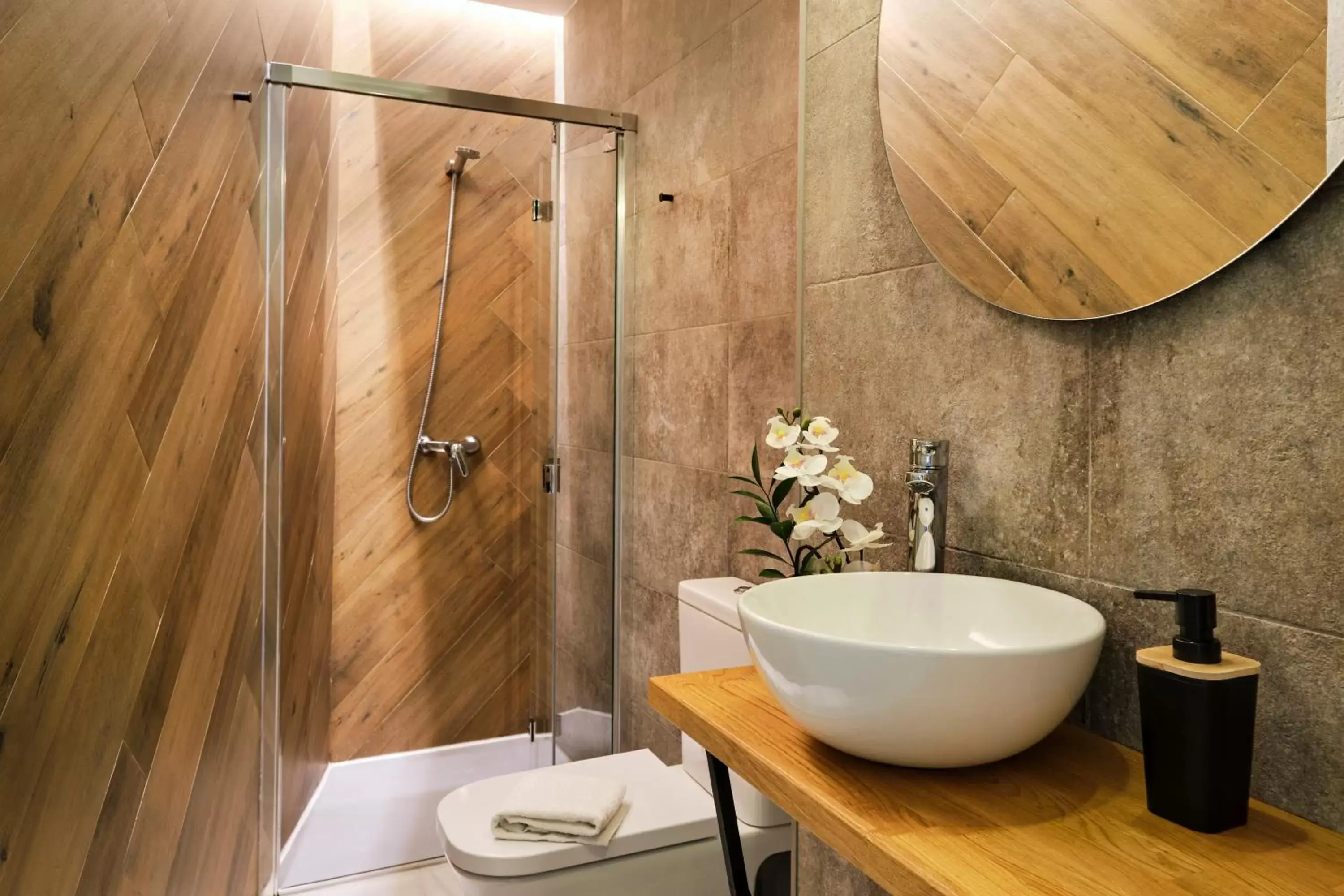 Bathroom in Sweet Sevilla Suites