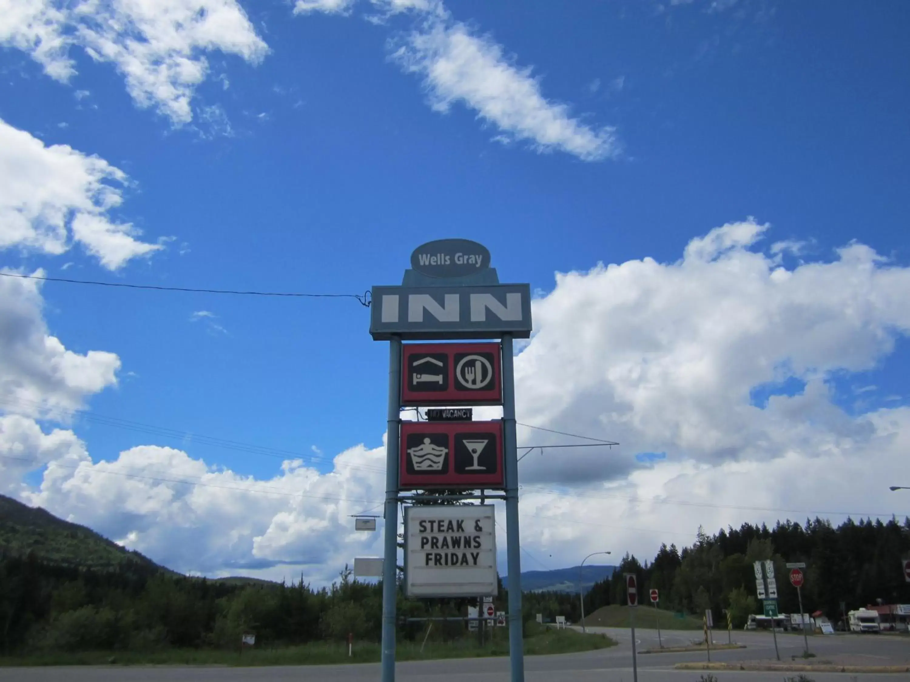 Area and facilities in Wells Gray Inn