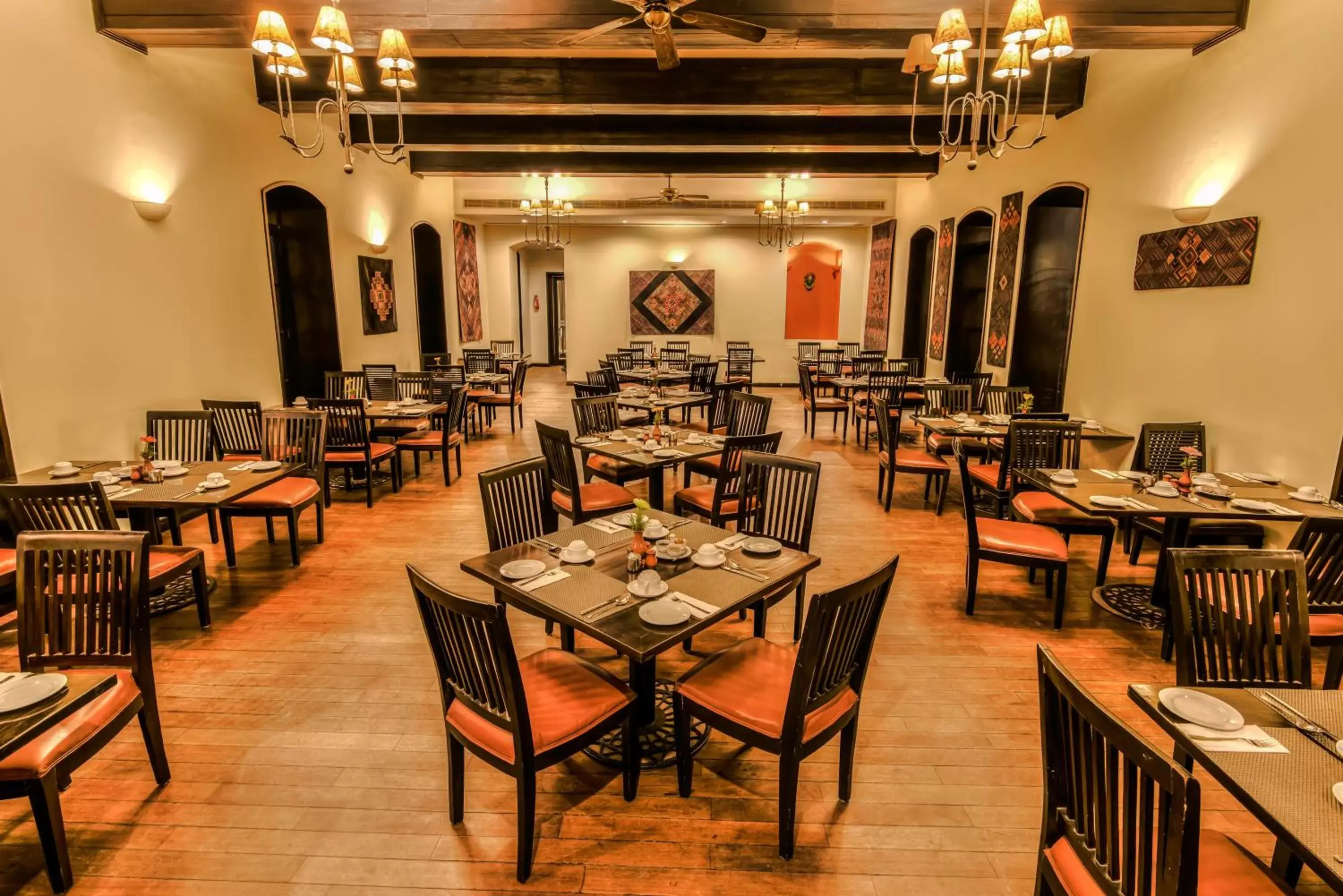 Restaurant/Places to Eat in Gokarna Forest Resort