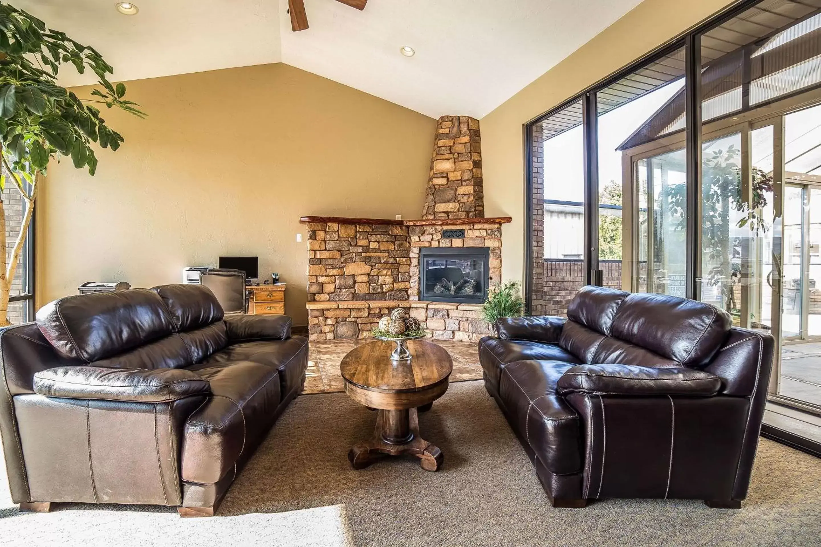 Lobby or reception, Seating Area in Quality Inn Richfield I-70