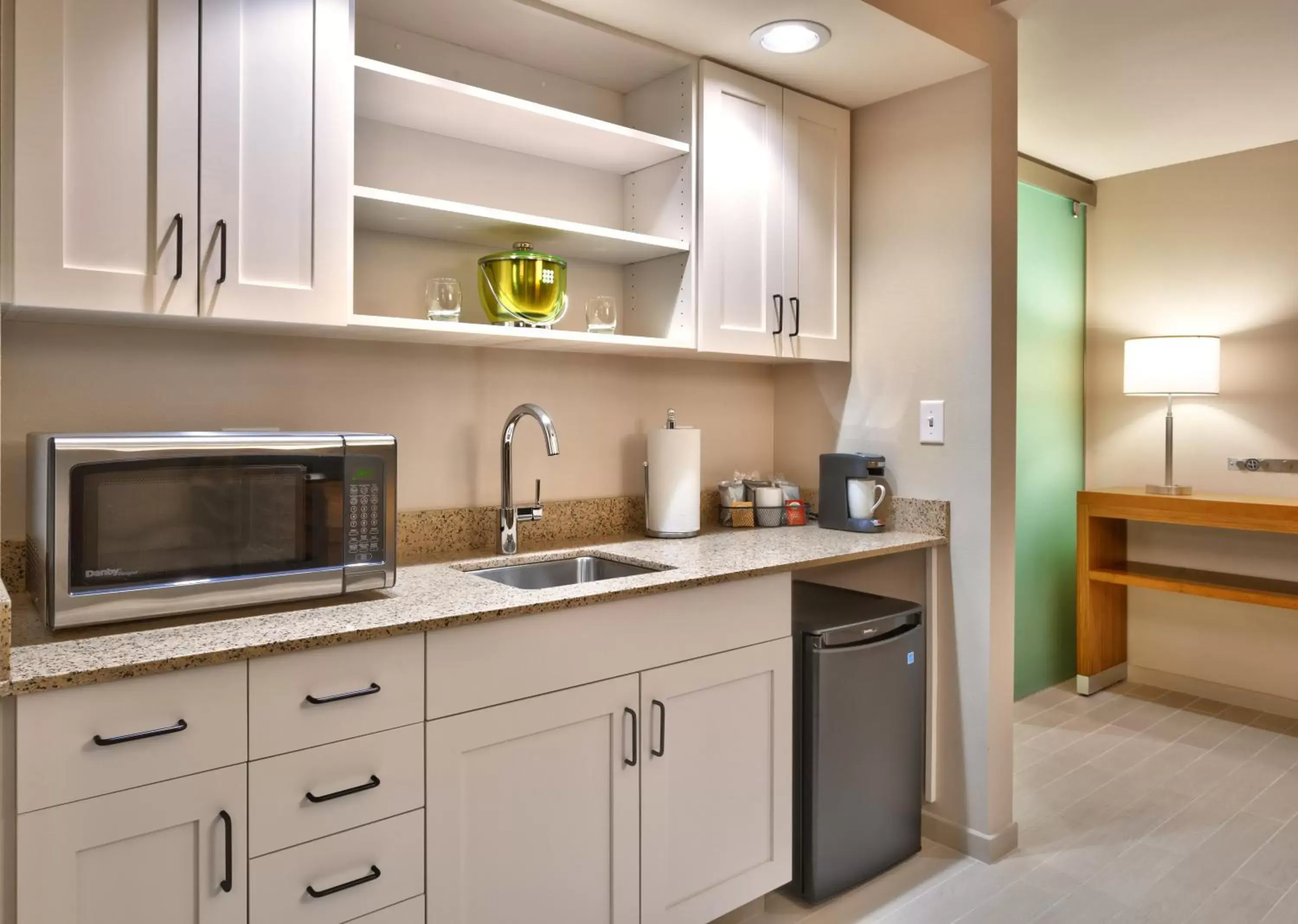 Kitchen or kitchenette, Kitchen/Kitchenette in Hyatt Place Salt Lake City Farmington Station Park