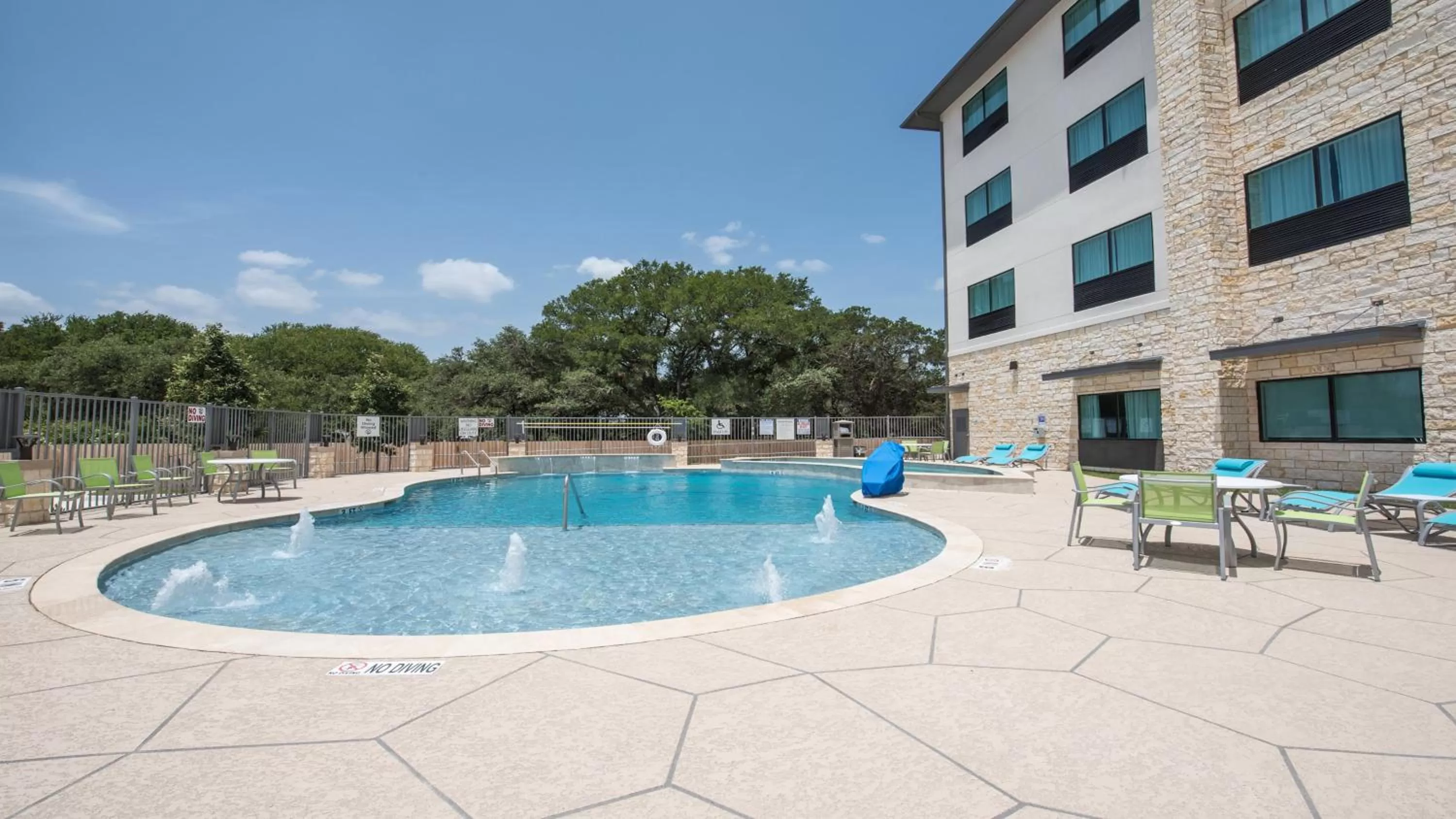 Swimming pool in Holiday Inn Express & Suites - Dripping Springs - Austin Area by IHG