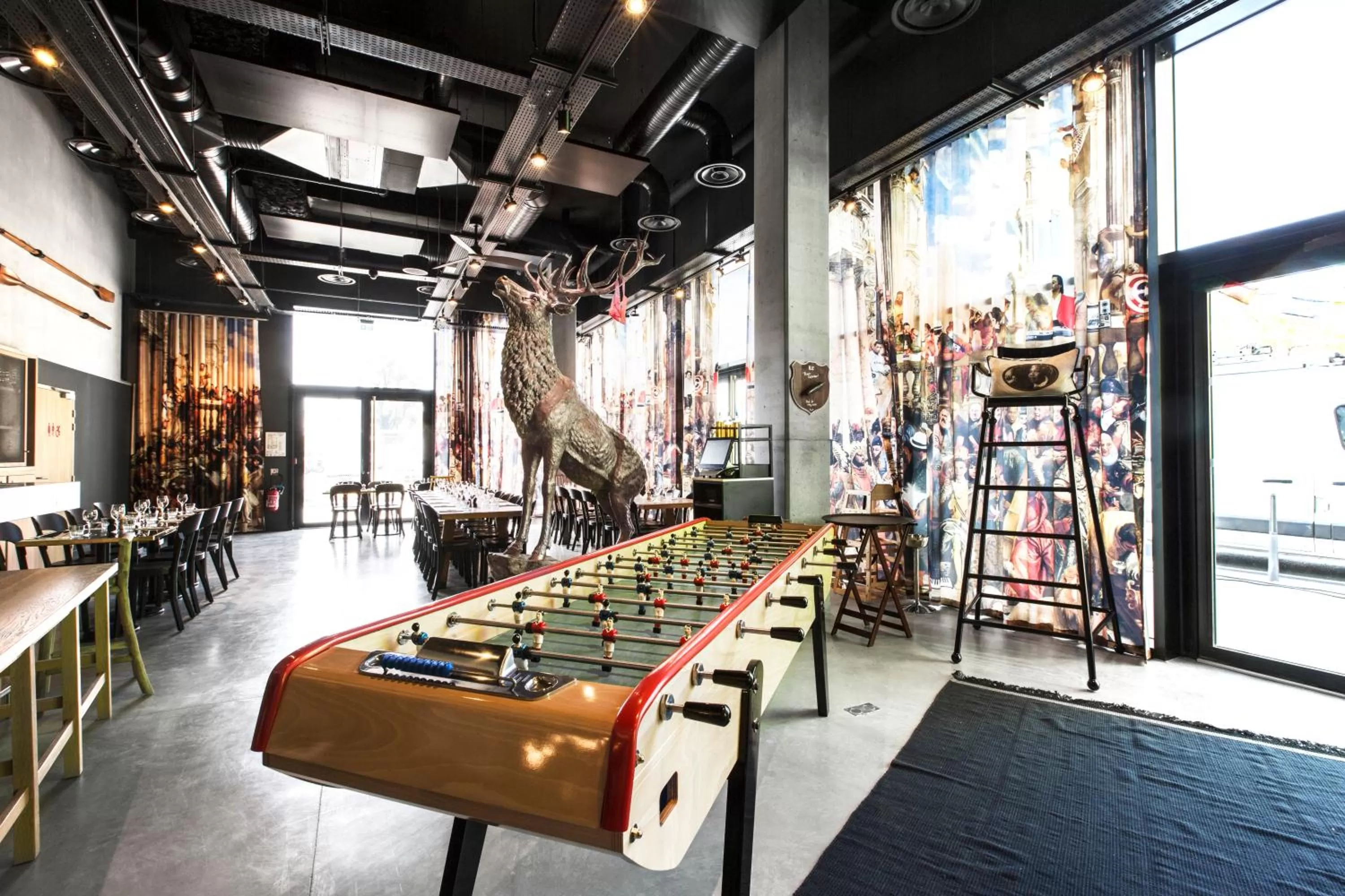 Entertainment in MOB HOTEL Lyon Confluence