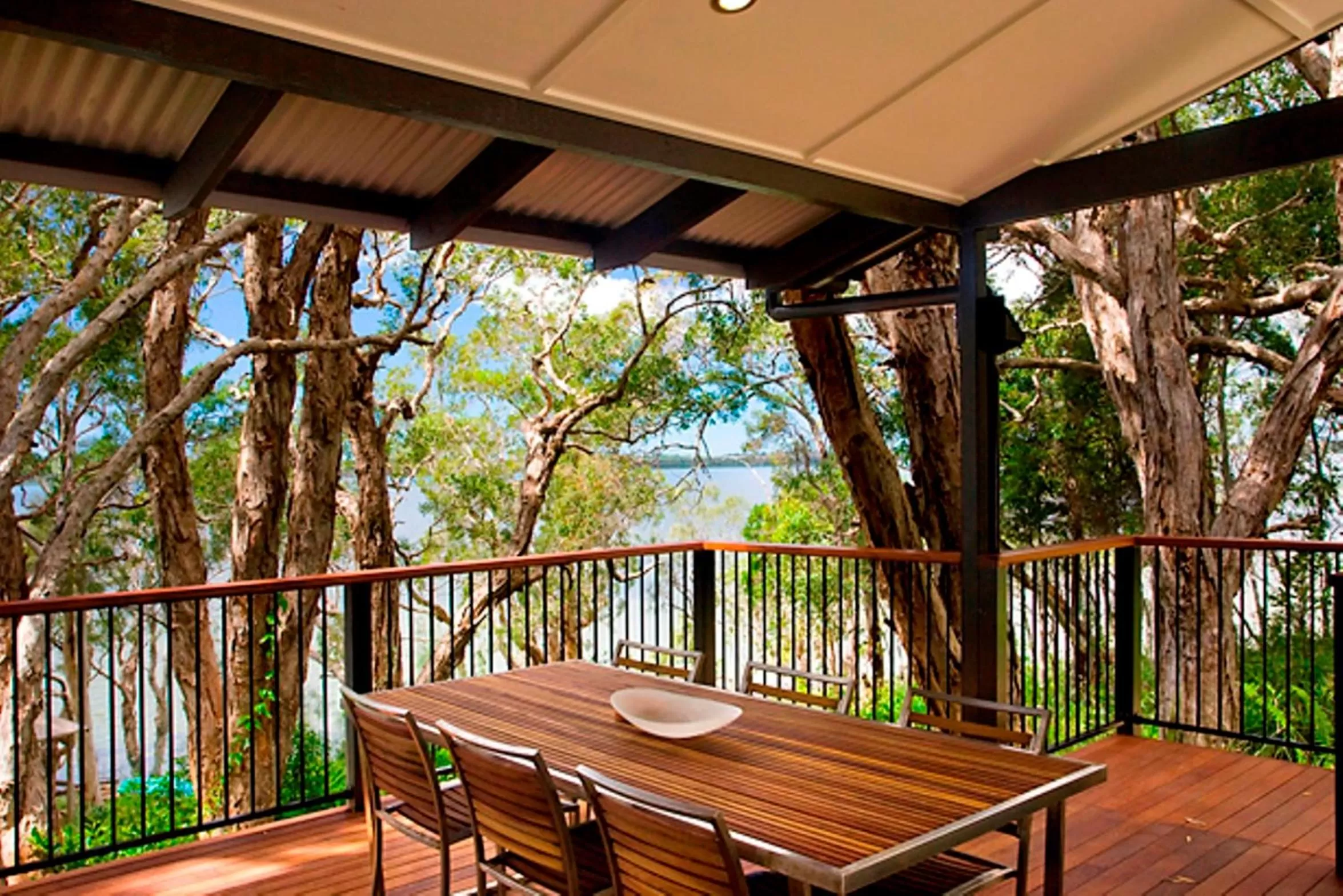 Balcony/Terrace in Eumarella Shores Noosa Lake Retreat