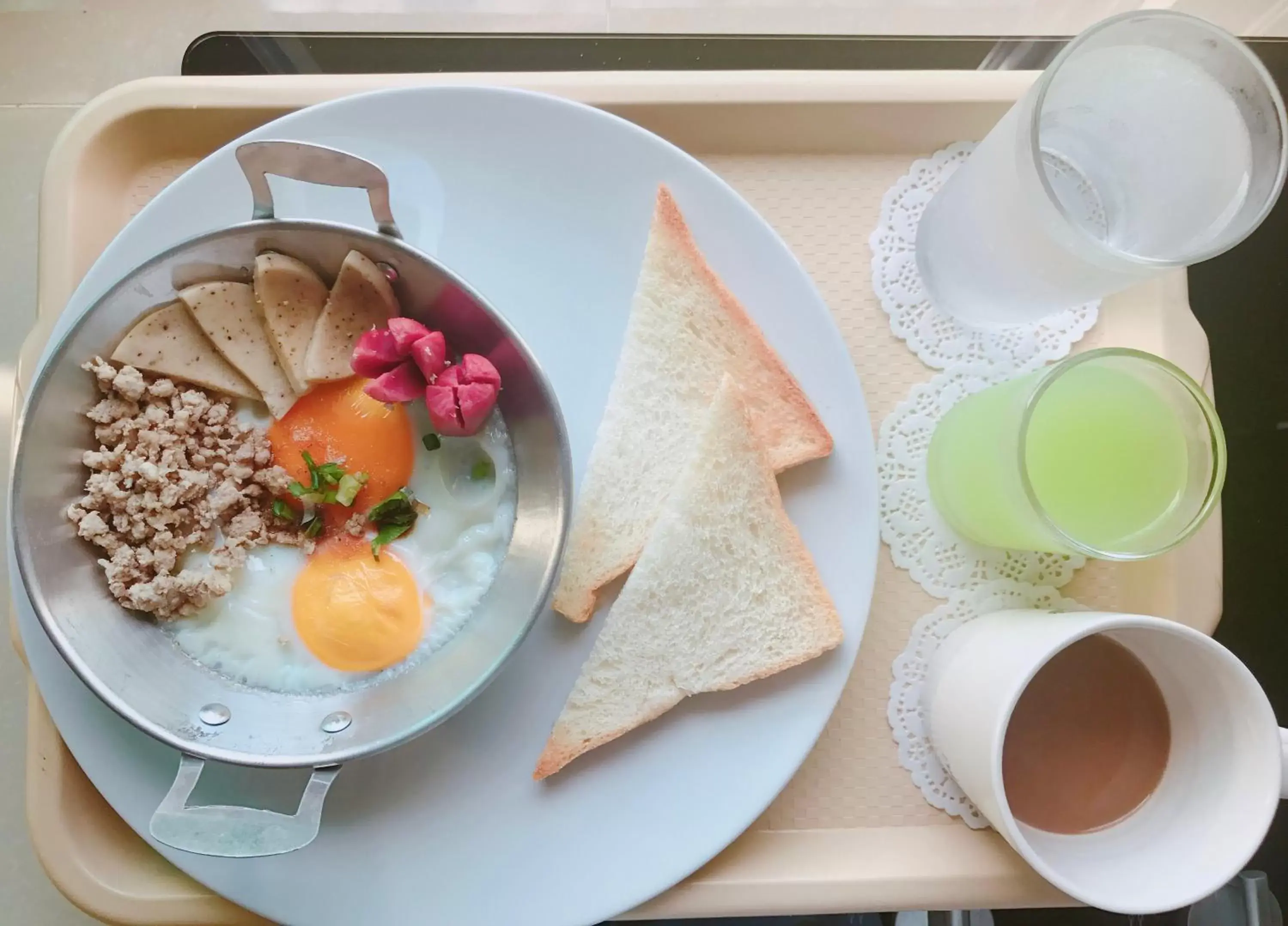 Breakfast in Huan Soontaree Breakfast in Huan Soontaree