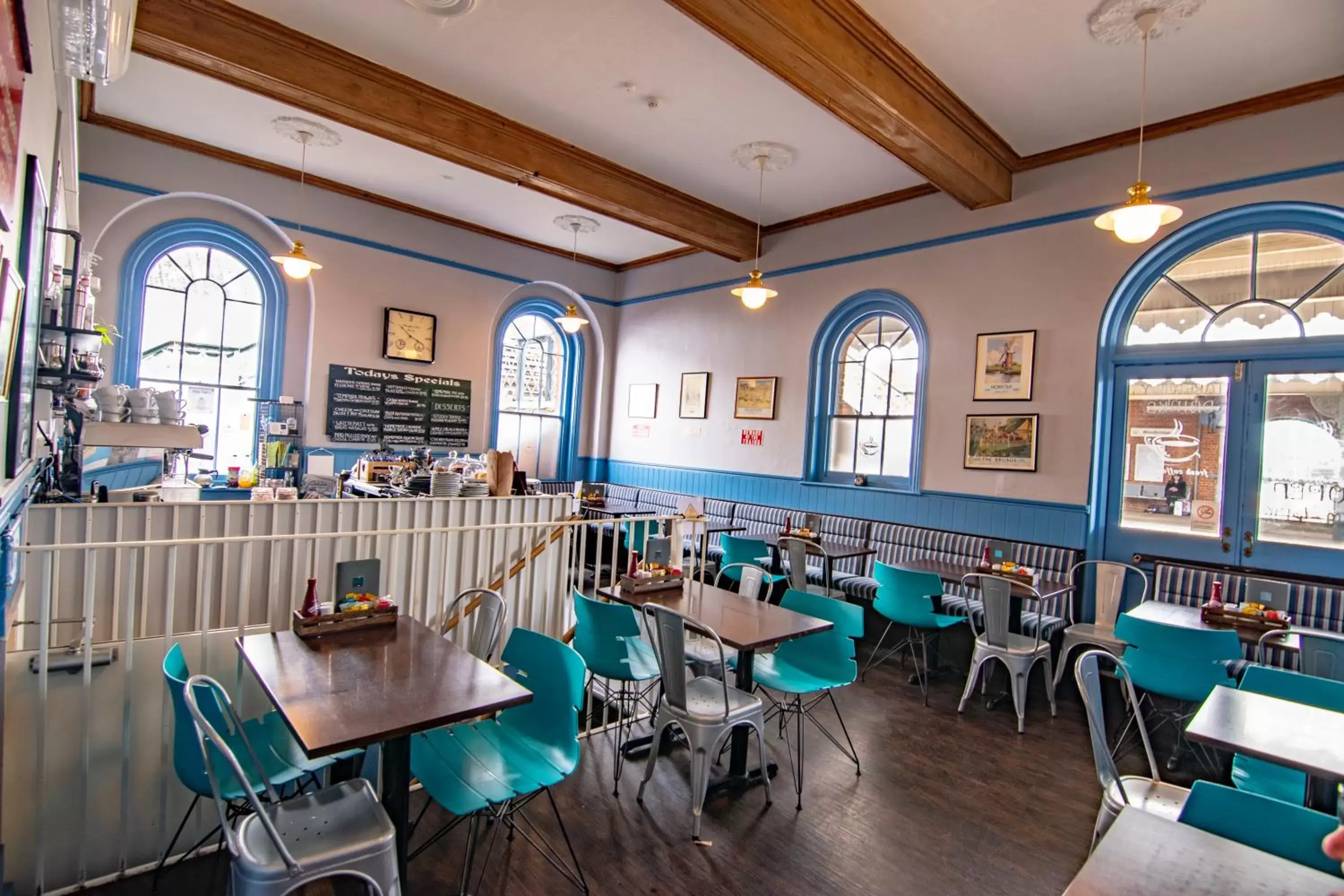 Dining area, Restaurant/Places to Eat in The Station Guest House