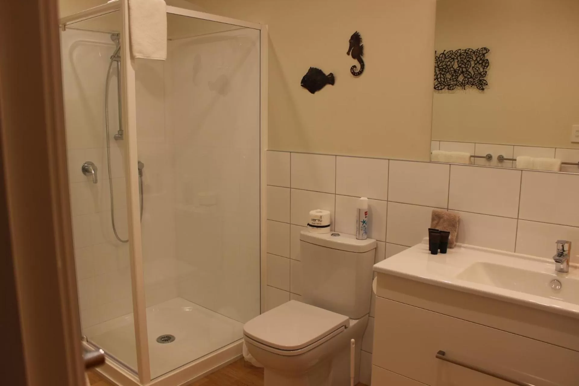 Toilet in ASURE Green Gables Motel