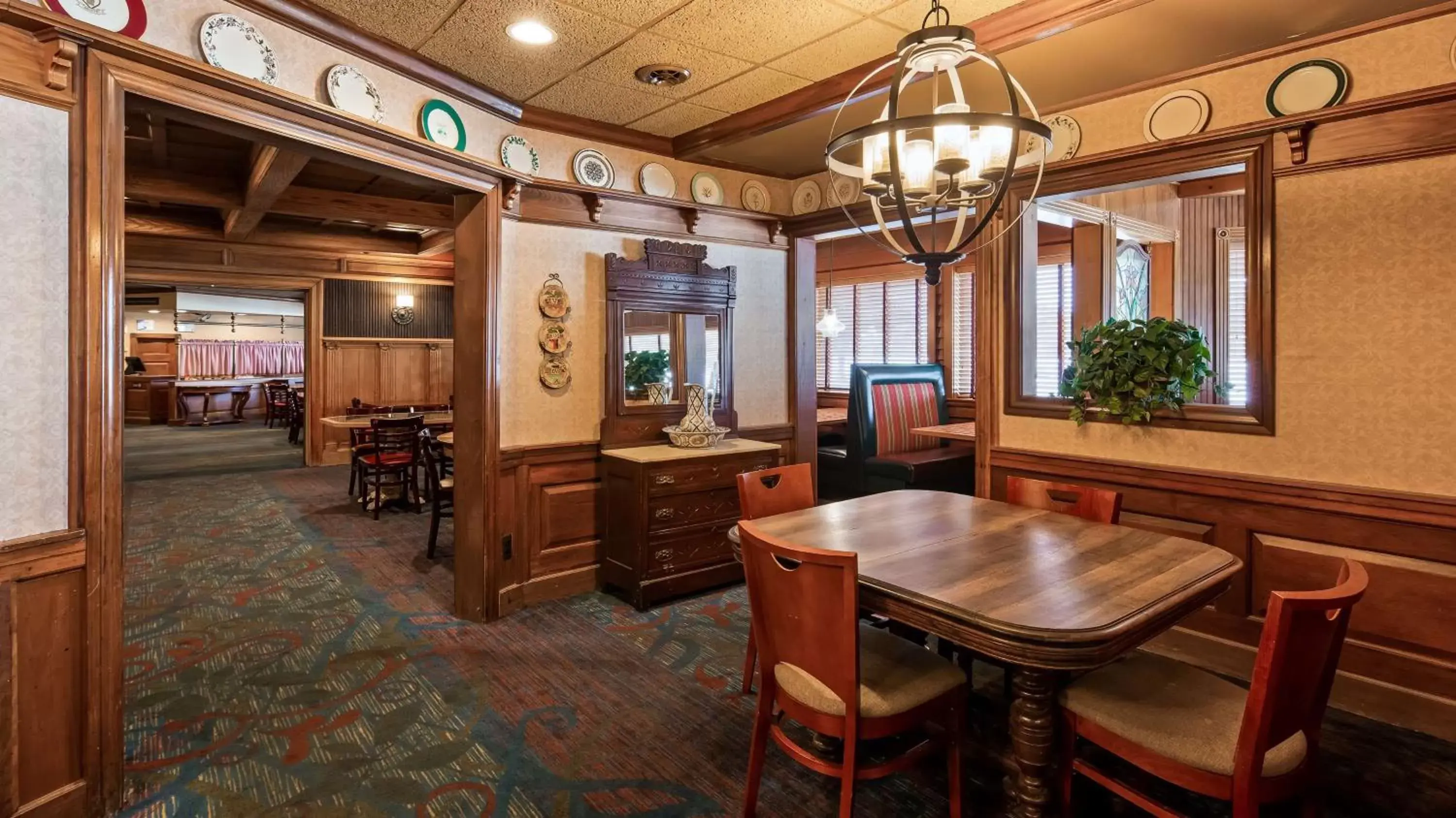 Restaurant/Places to Eat in Best Western Greenfield Inn