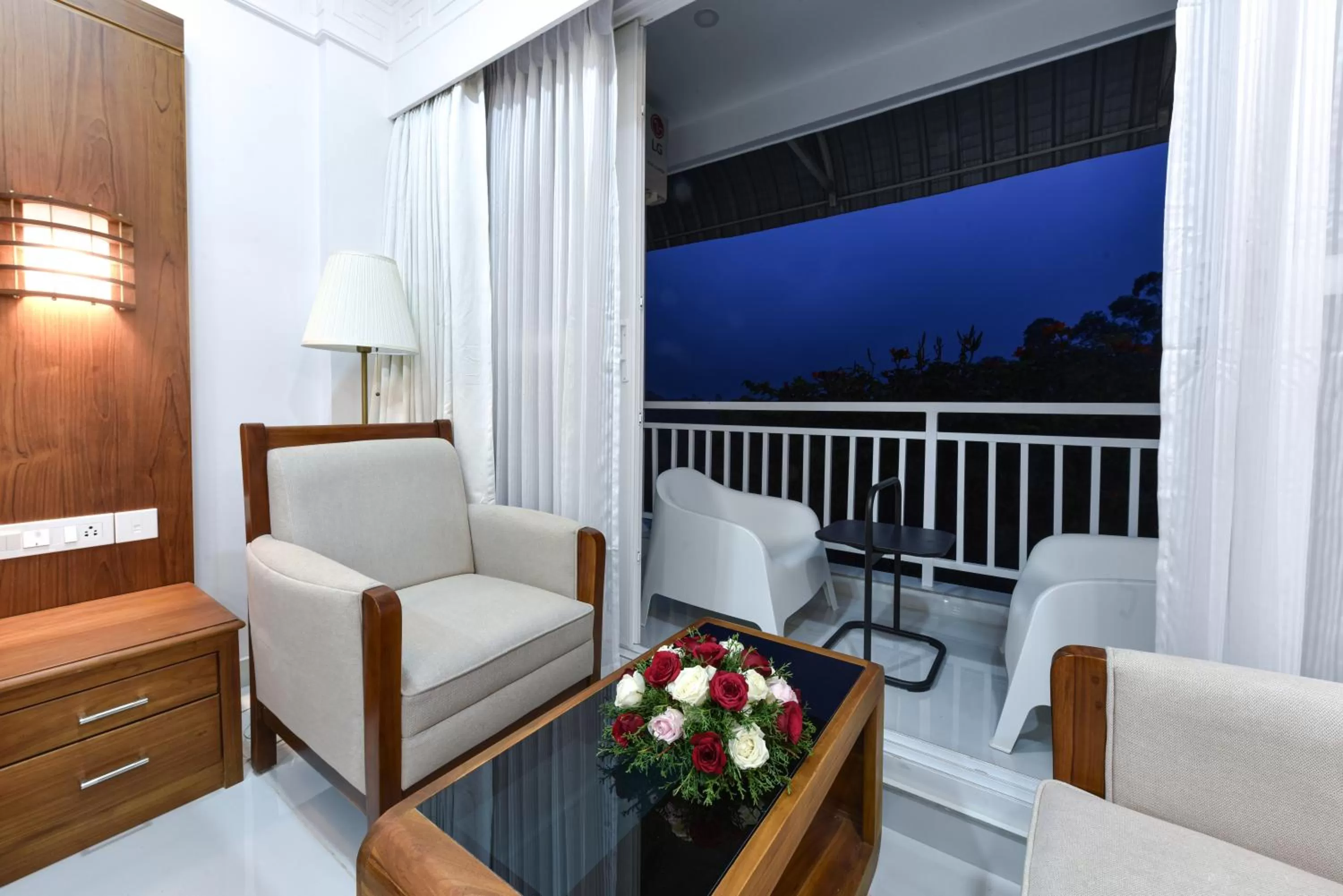 Seating area in HOTEL WHITE HOUSE, Munnar