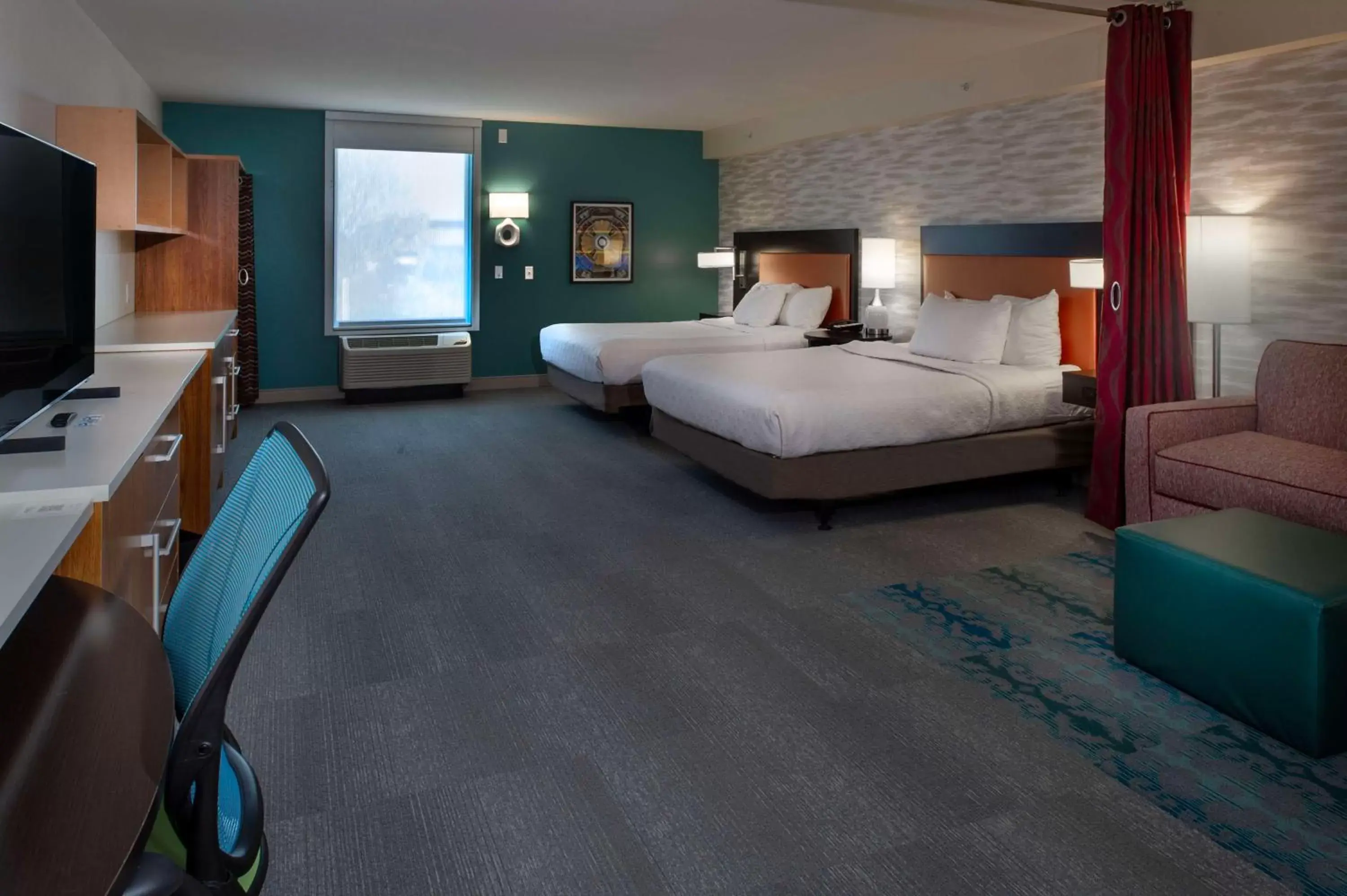 Bed in Home2 Suites St. Louis / Forest Park Bed in Home2 Suites St. Louis / Forest Park