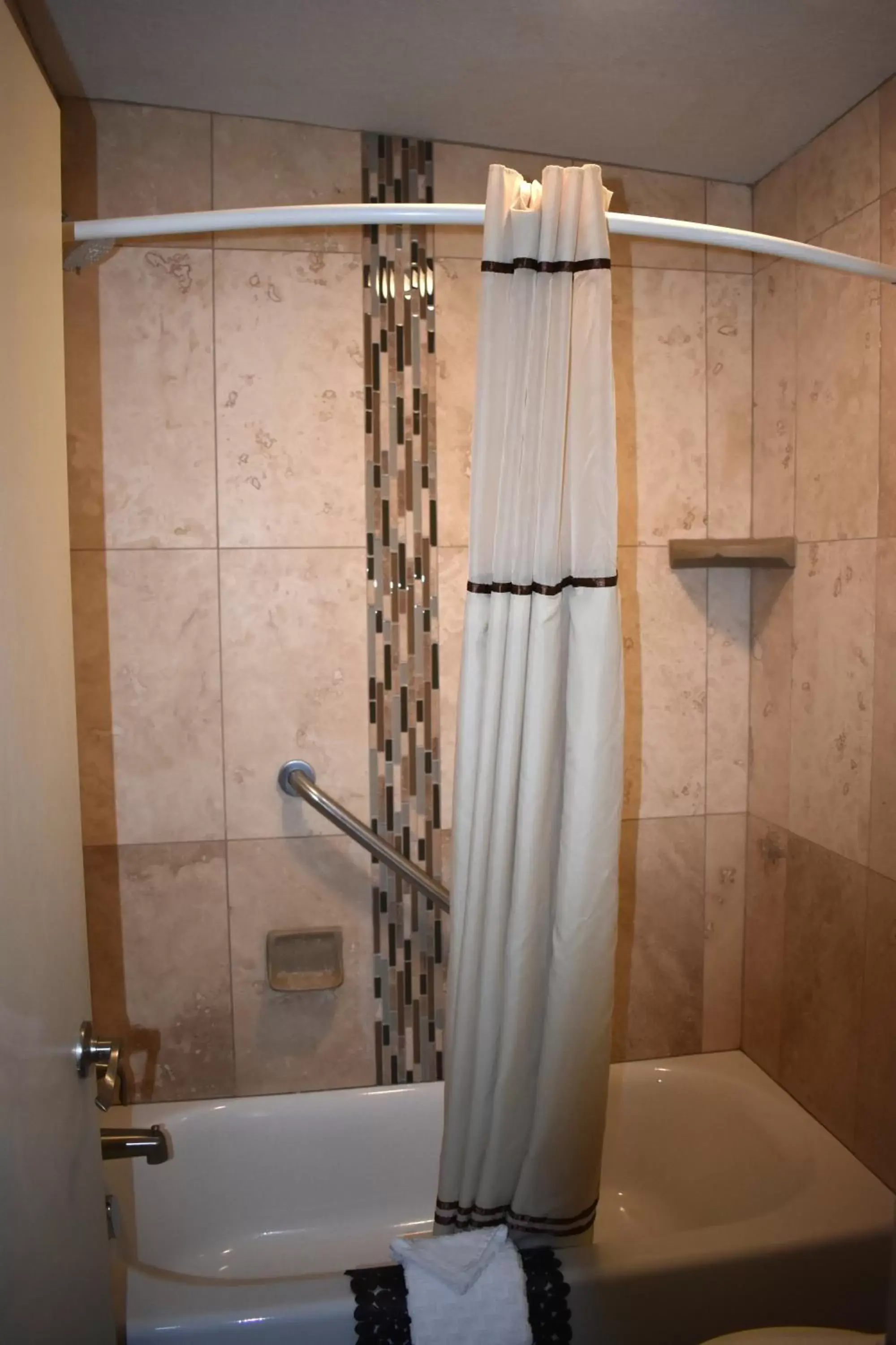 Shower, Bathroom in Best Western Driftwood Inn