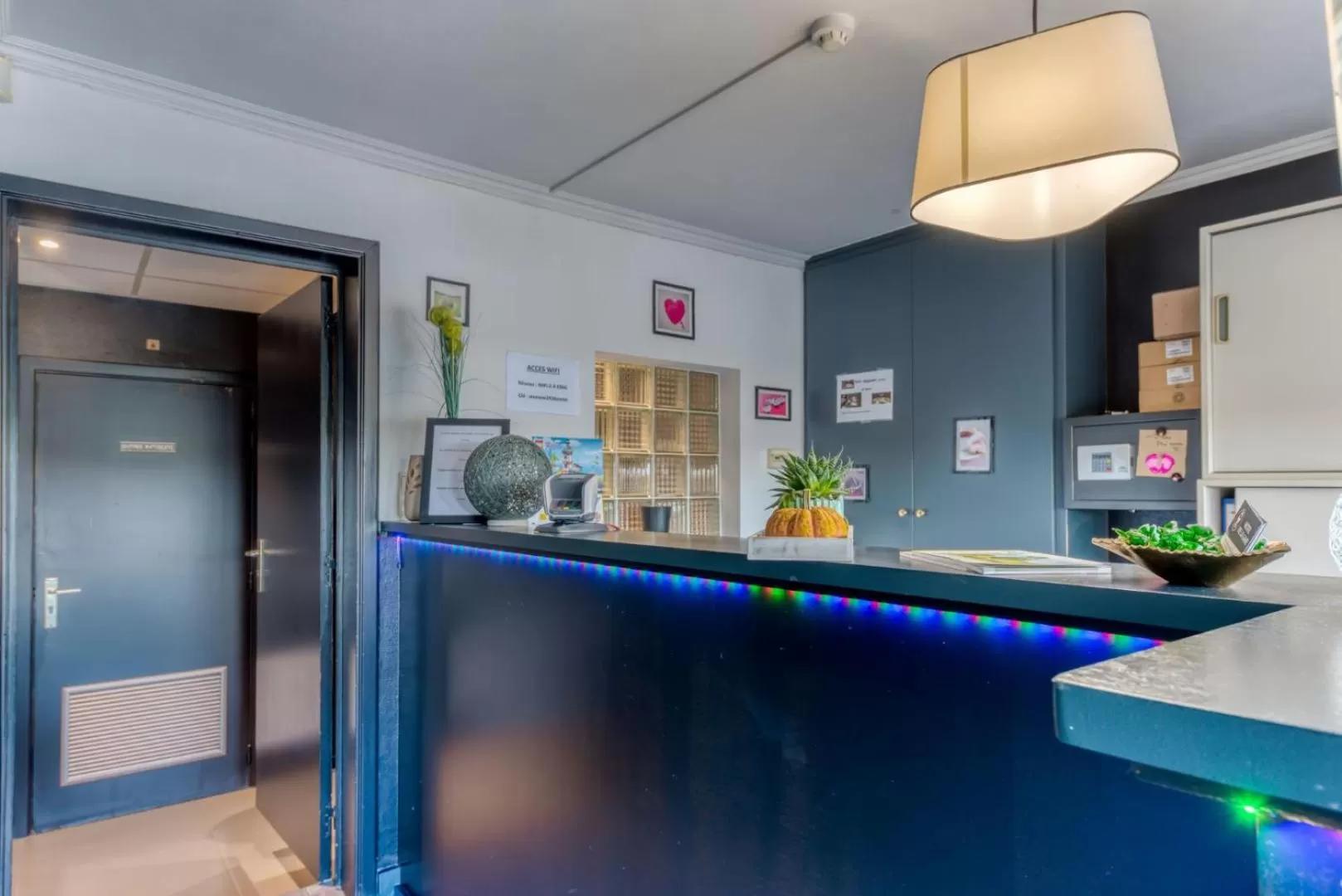 Lobby or reception in Hôtel de la Gare