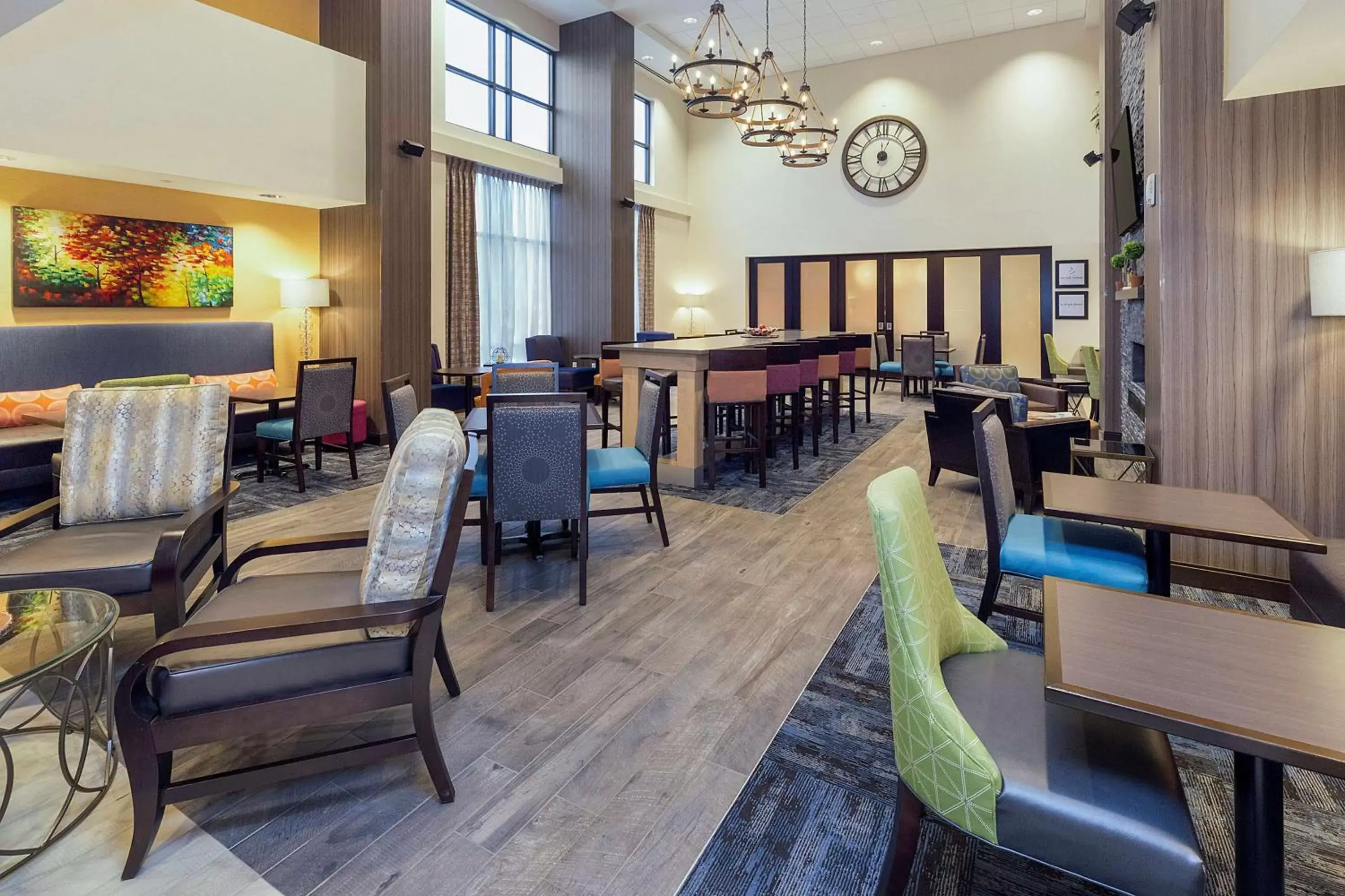 Lobby or reception, Restaurant/Places to Eat in Hampton Inn & Suites Morgantown / University Town Centre