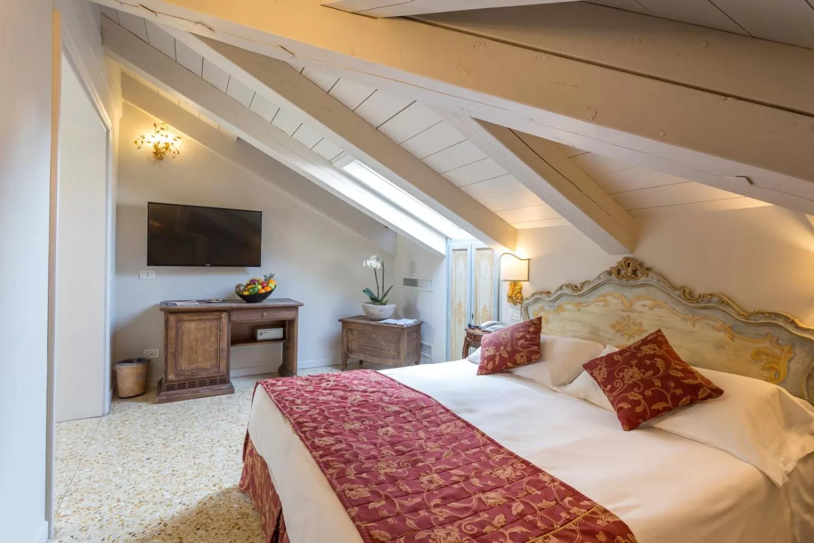 Photo of the whole room, Bed in Hotel Tiziano