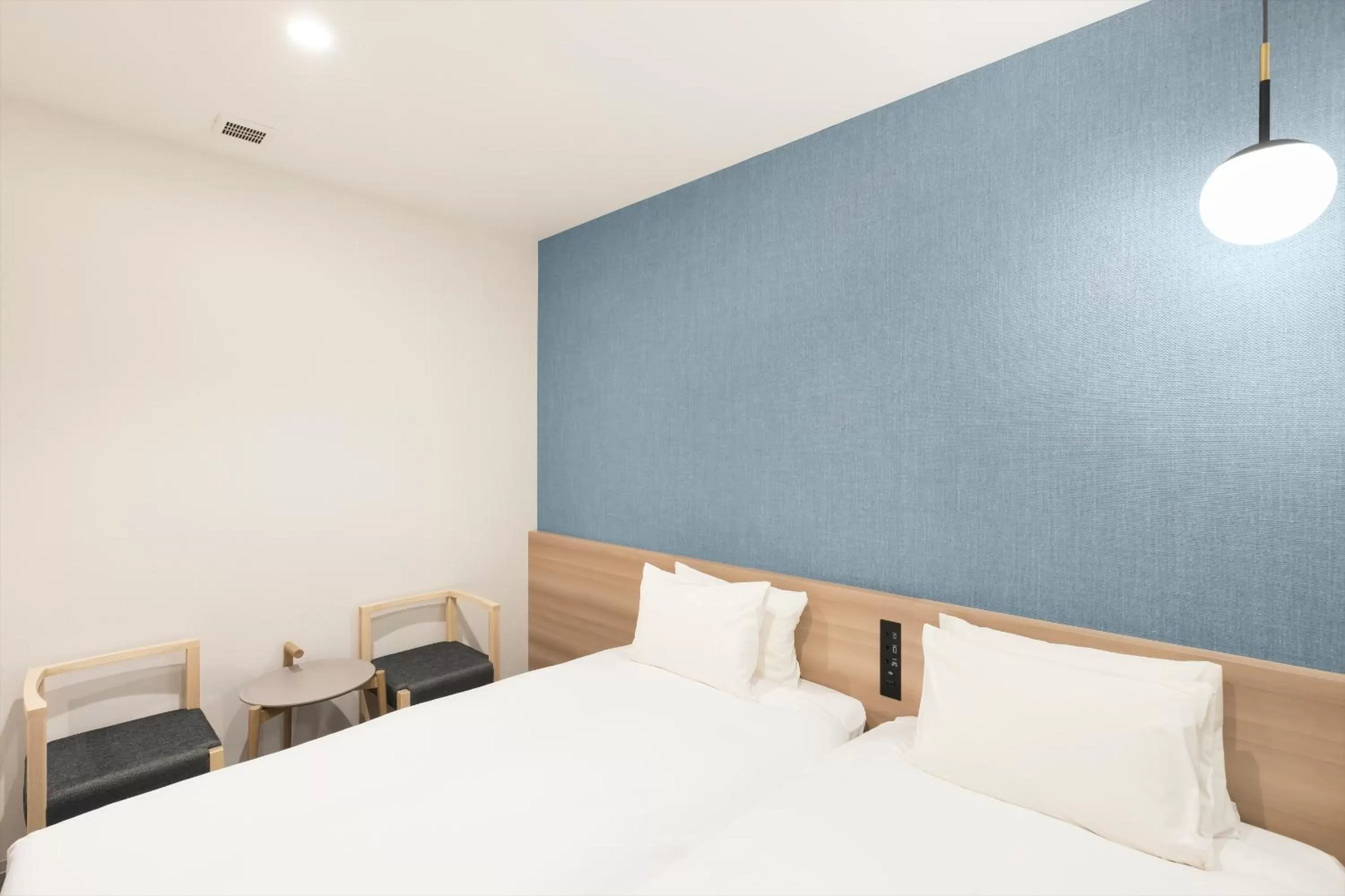 Bed in M's Hotel Sanjo Omiya