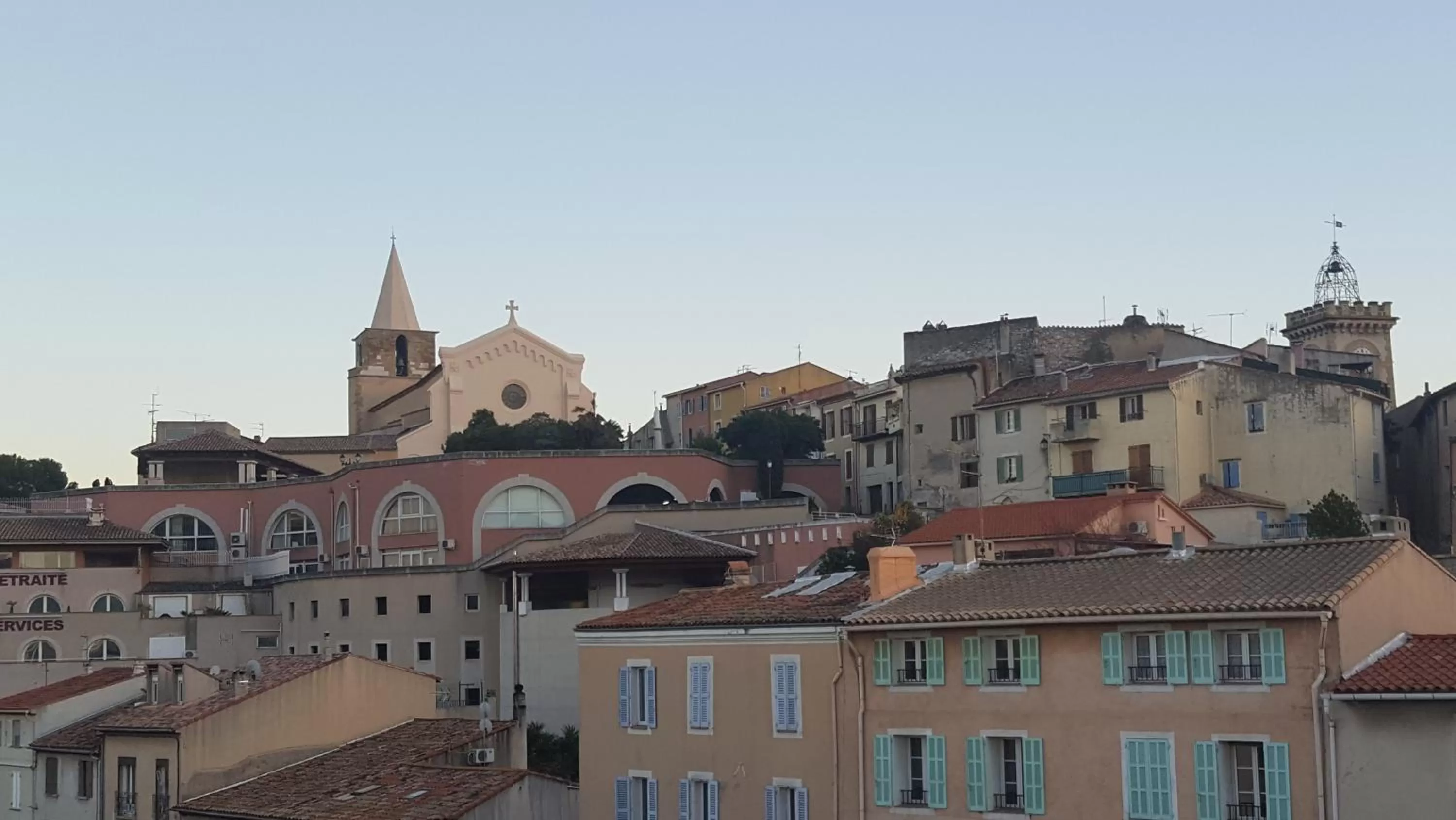 Off site in Best Western Linko Aubagne