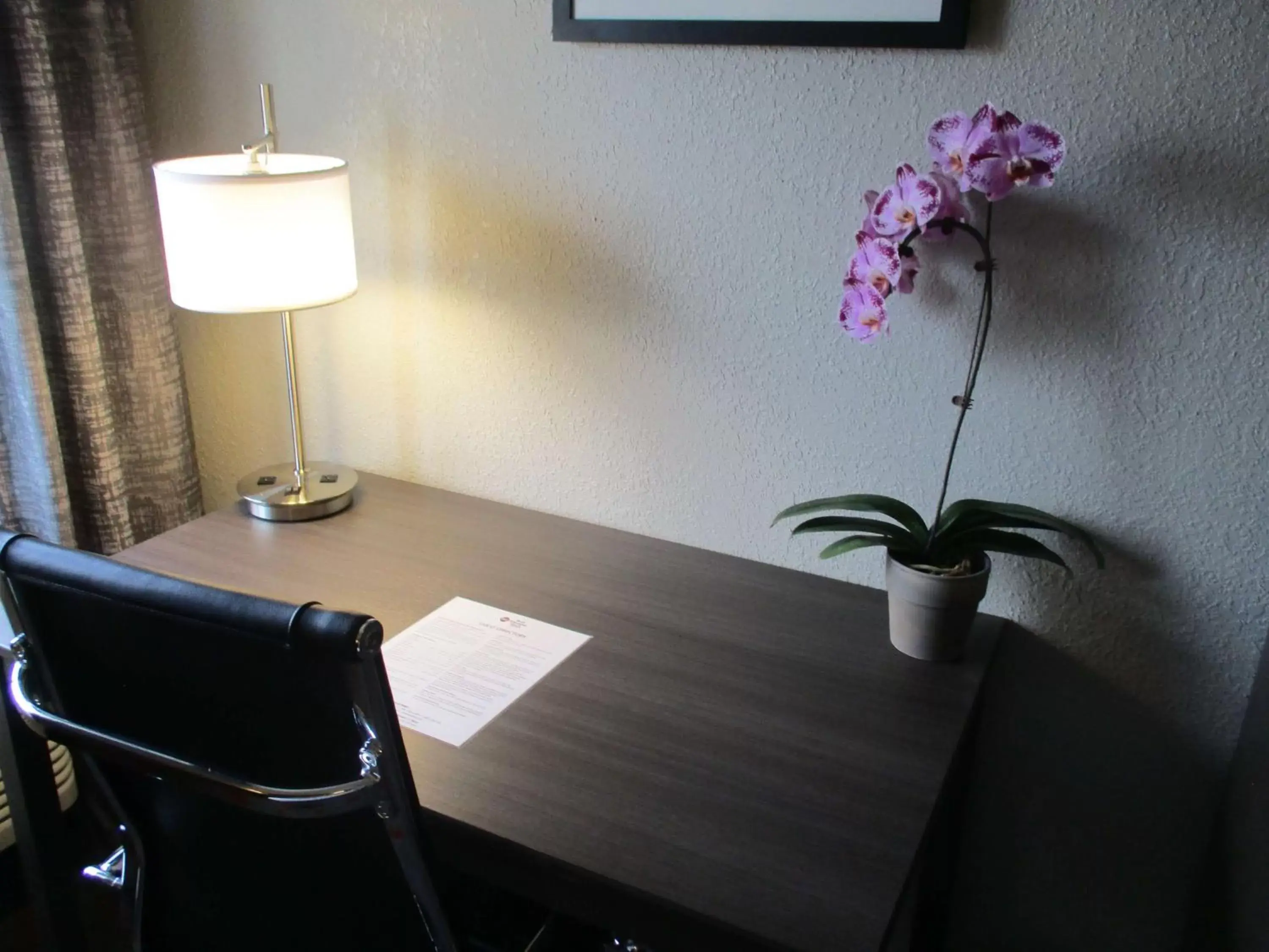 King Room - Disability Access in Best Western Plus North Joliet King Room - Disability Access in Best Western Plus North Joliet