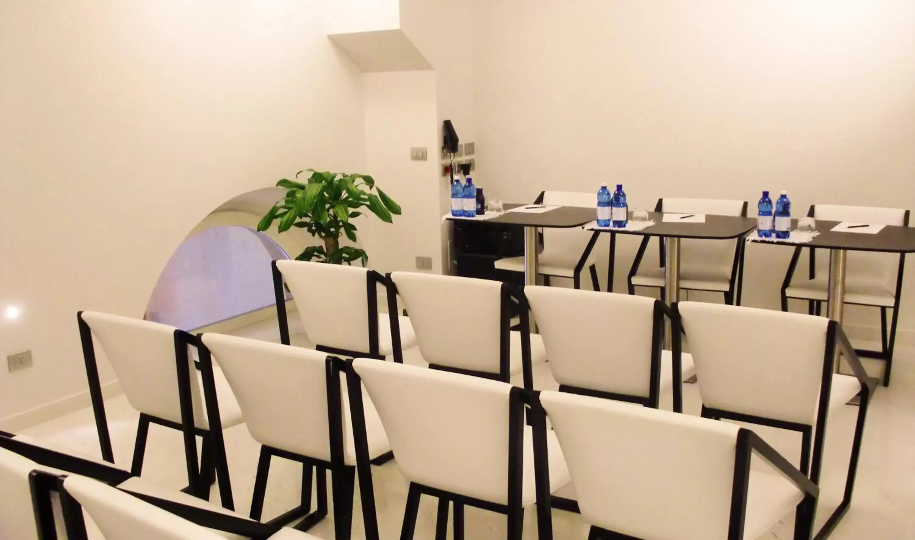 Business facilities in Hotel Coppe Trieste - Boutique Hotel