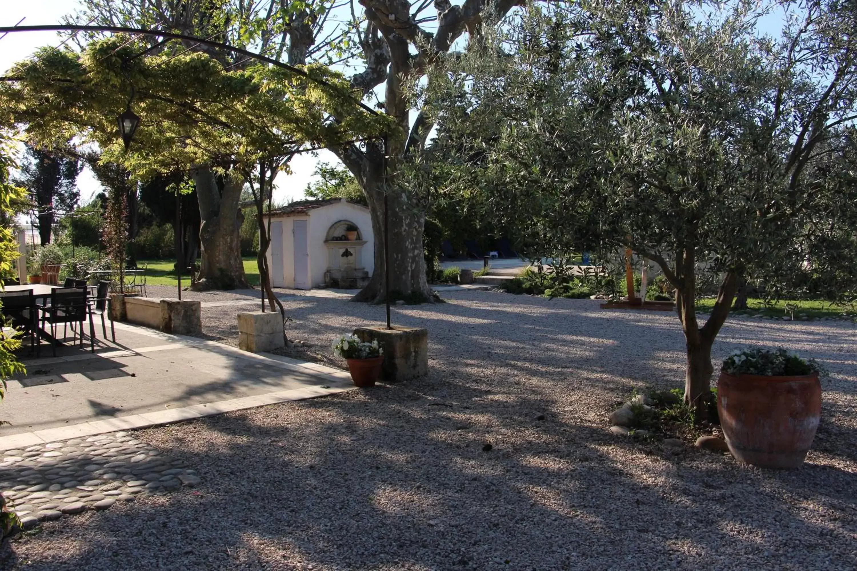 Garden view, Patio/Outdoor Area in Sous les Platanes B&B