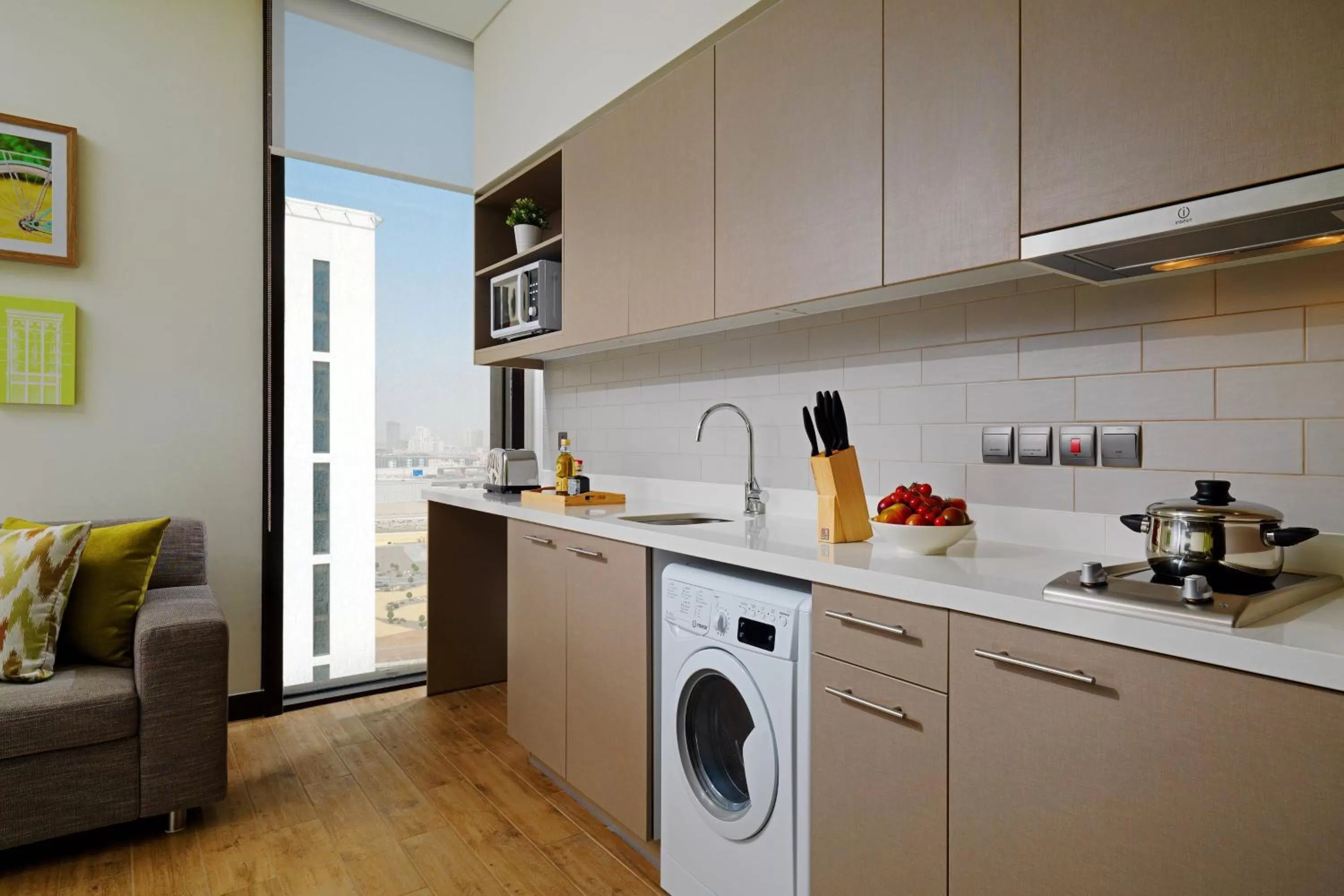 Kitchen or kitchenette in Element Me'aisam, Dubai