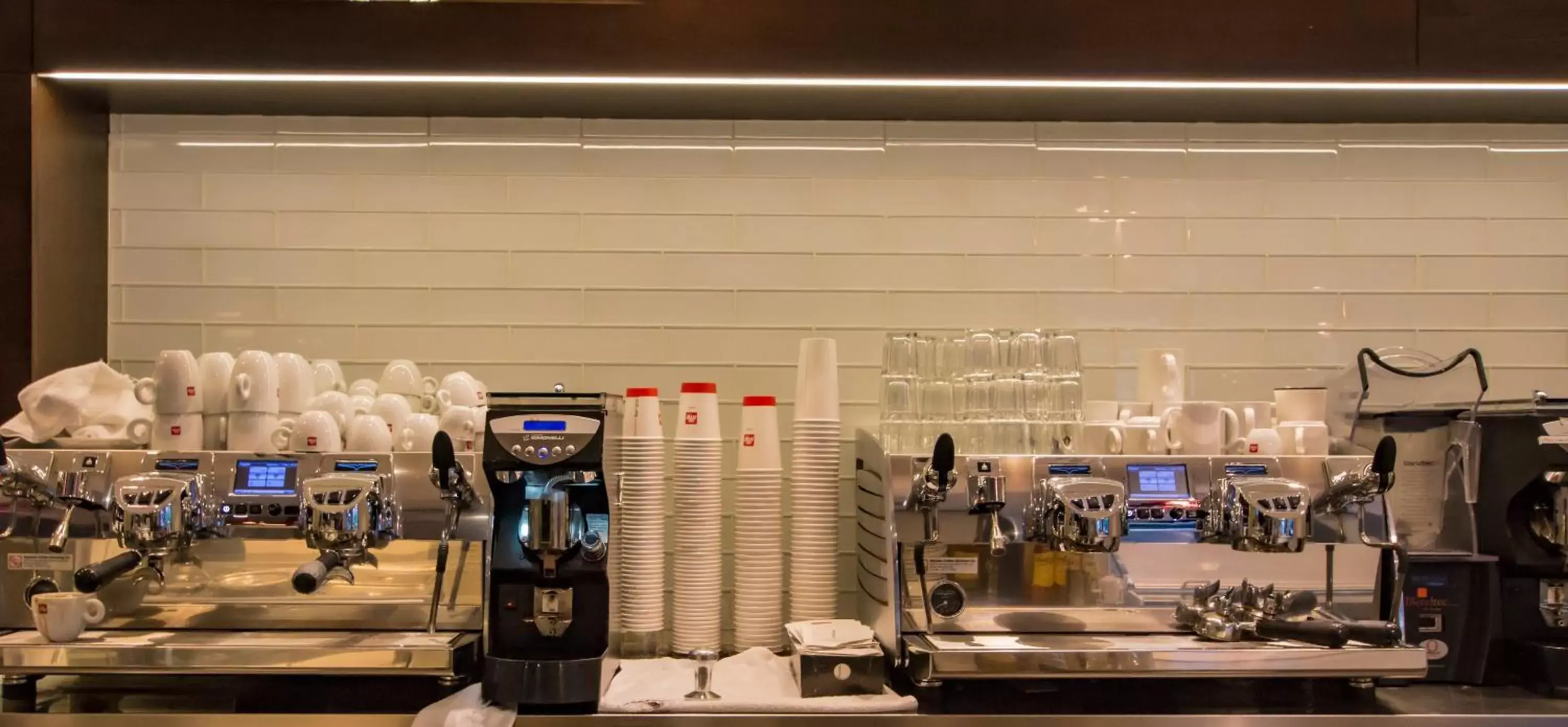 Non alcoholic drinks, Kitchen/Kitchenette in Century Plaza Hotel