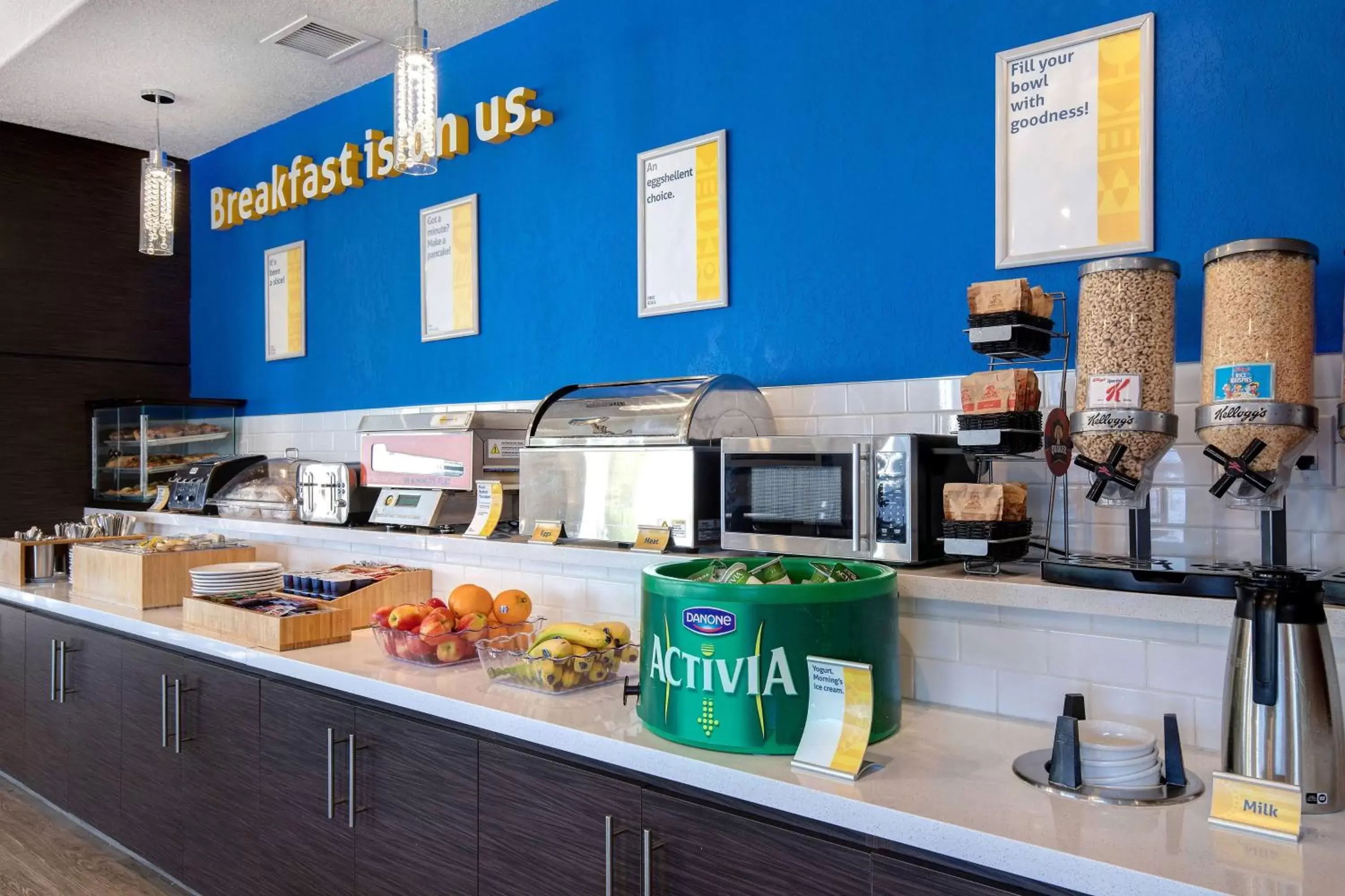 Restaurant/places to eat in Days Inn & Suites by Wyndham Yorkton Restaurant/places to eat in Days Inn & Suites by Wyndham Yorkton