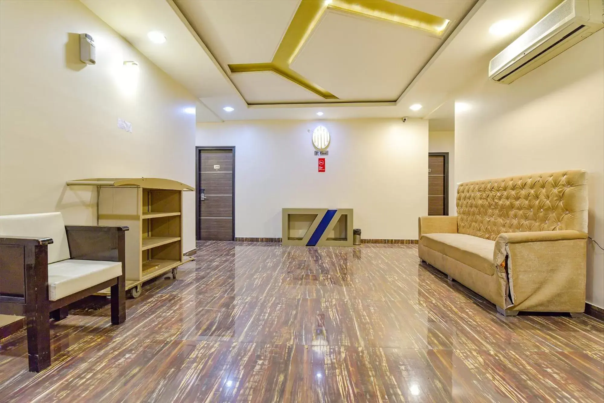 Lobby or reception in FabHotel Resolute Gopalpura Lobby or reception in FabHotel Resolute Gopalpura