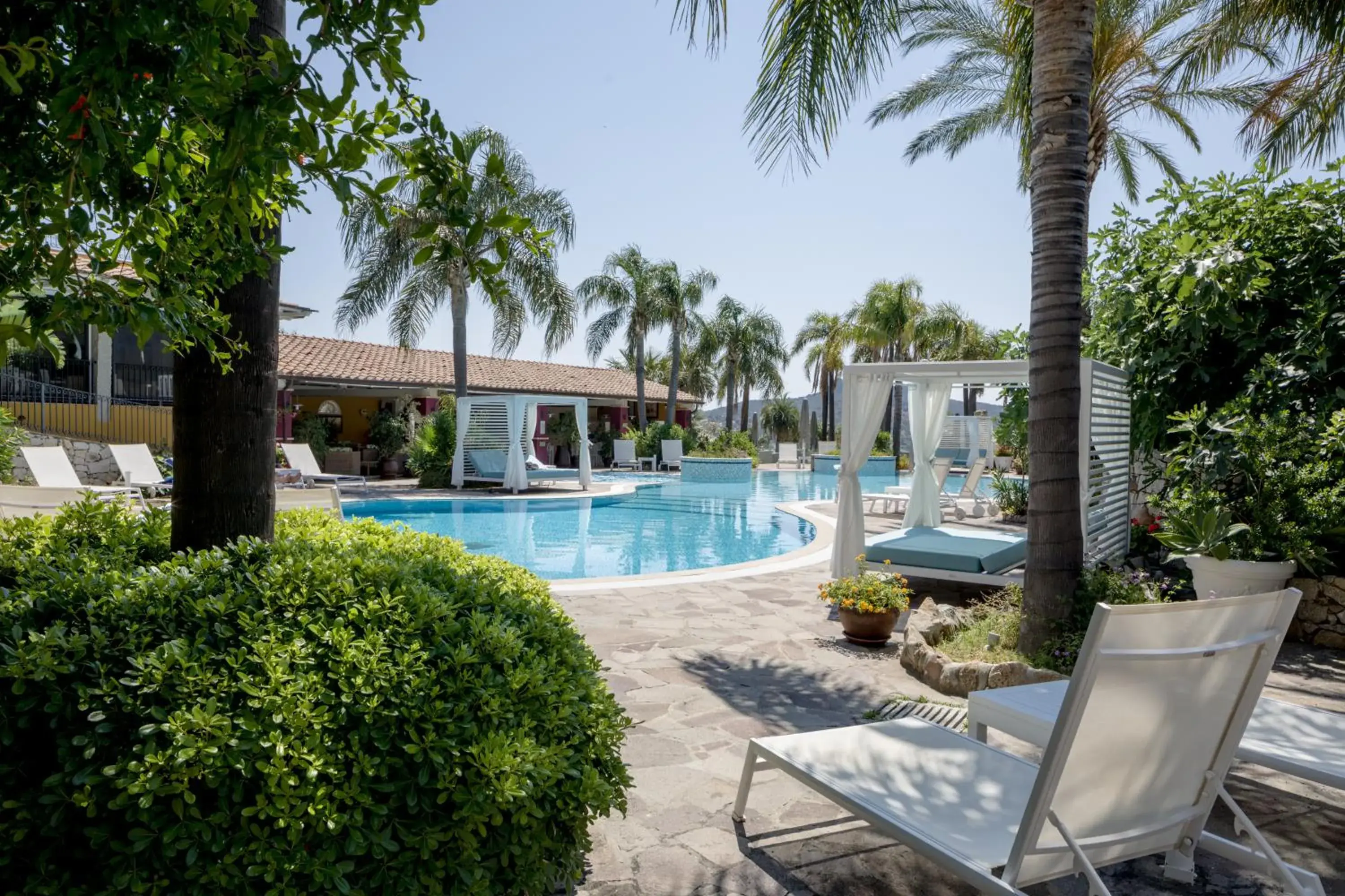 Decorative detail, Swimming Pool in Cruccùris Resort