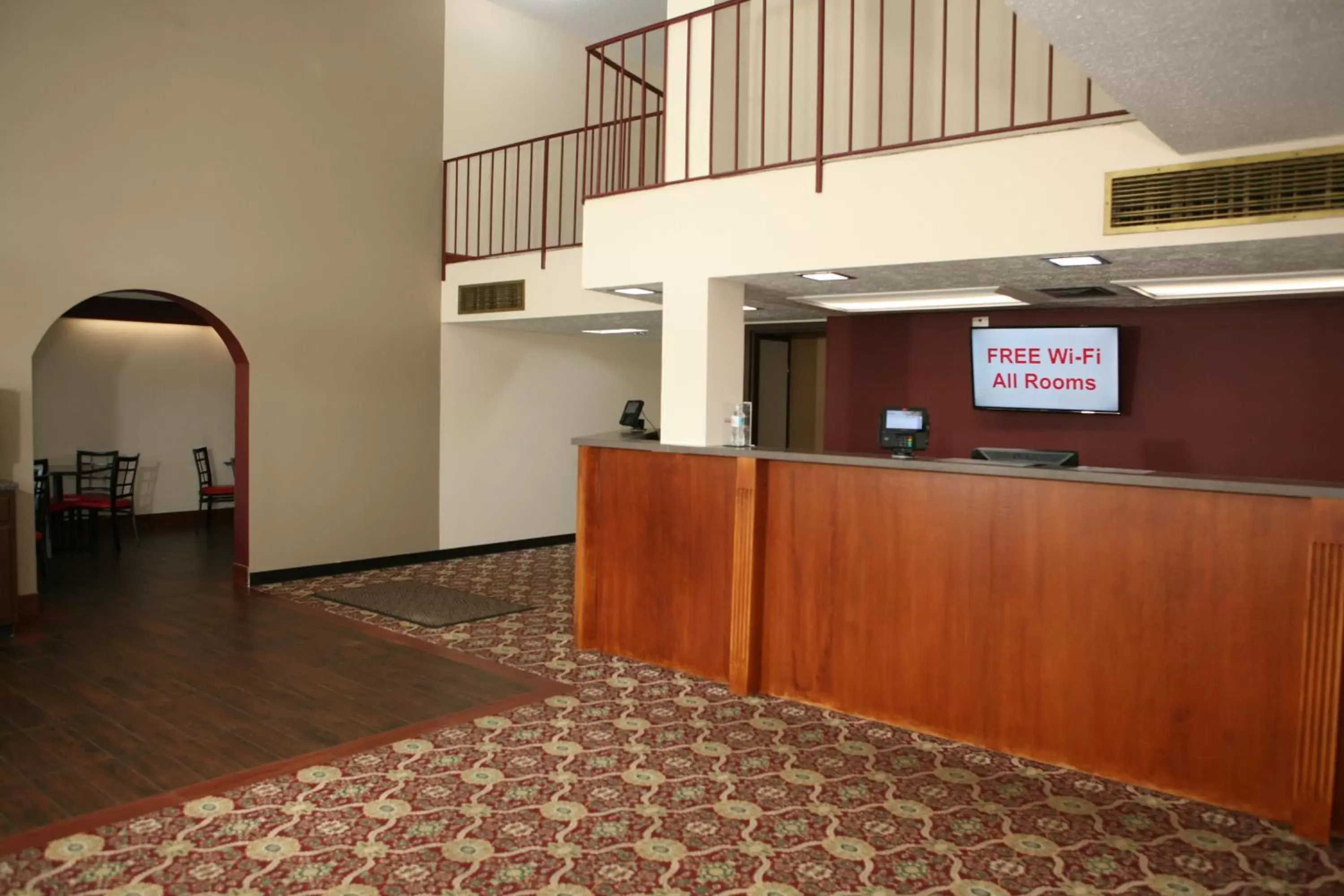 Lobby or reception, Lobby/Reception in Red Roof Inn & Suites Cave City