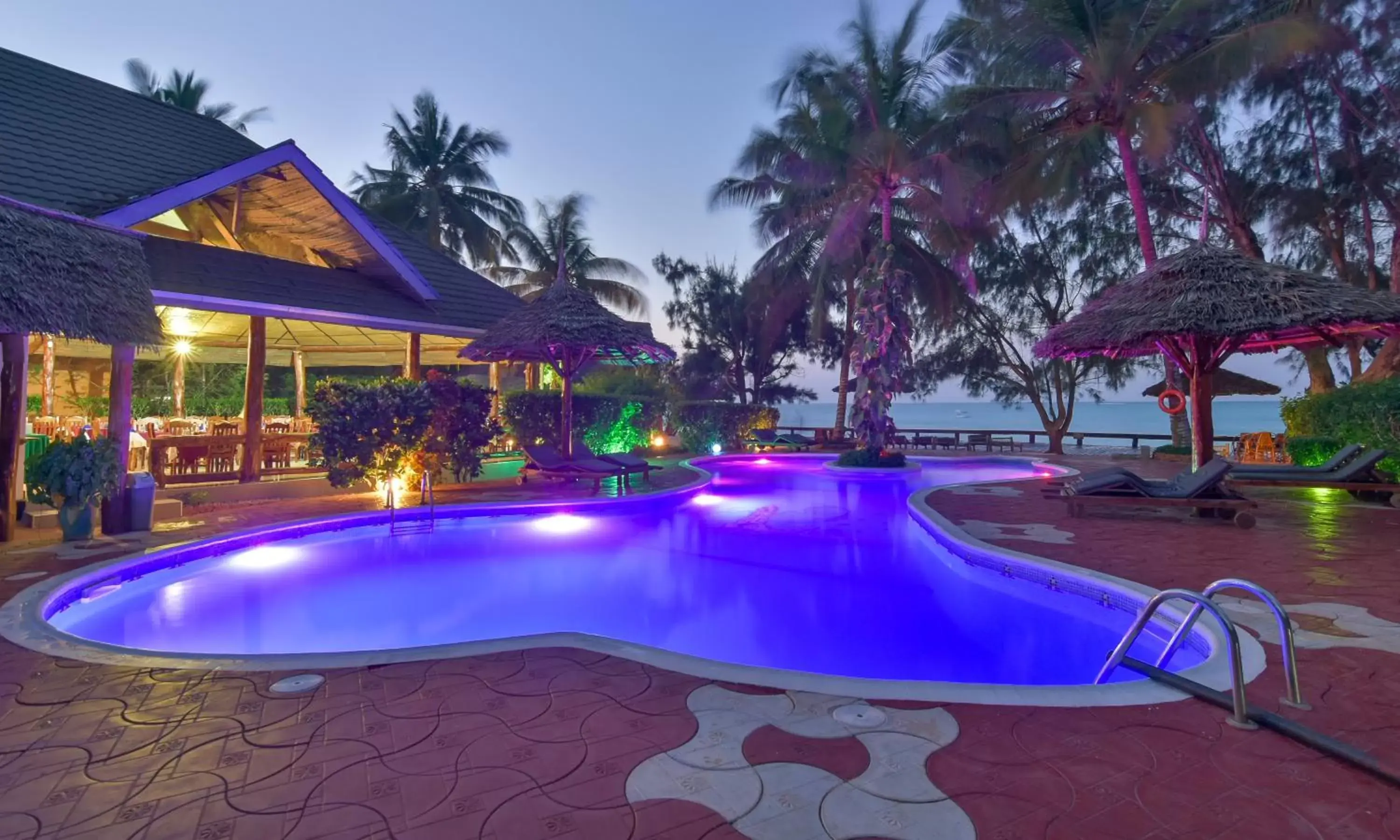 Swimming Pool in Mnarani Beach Cottages