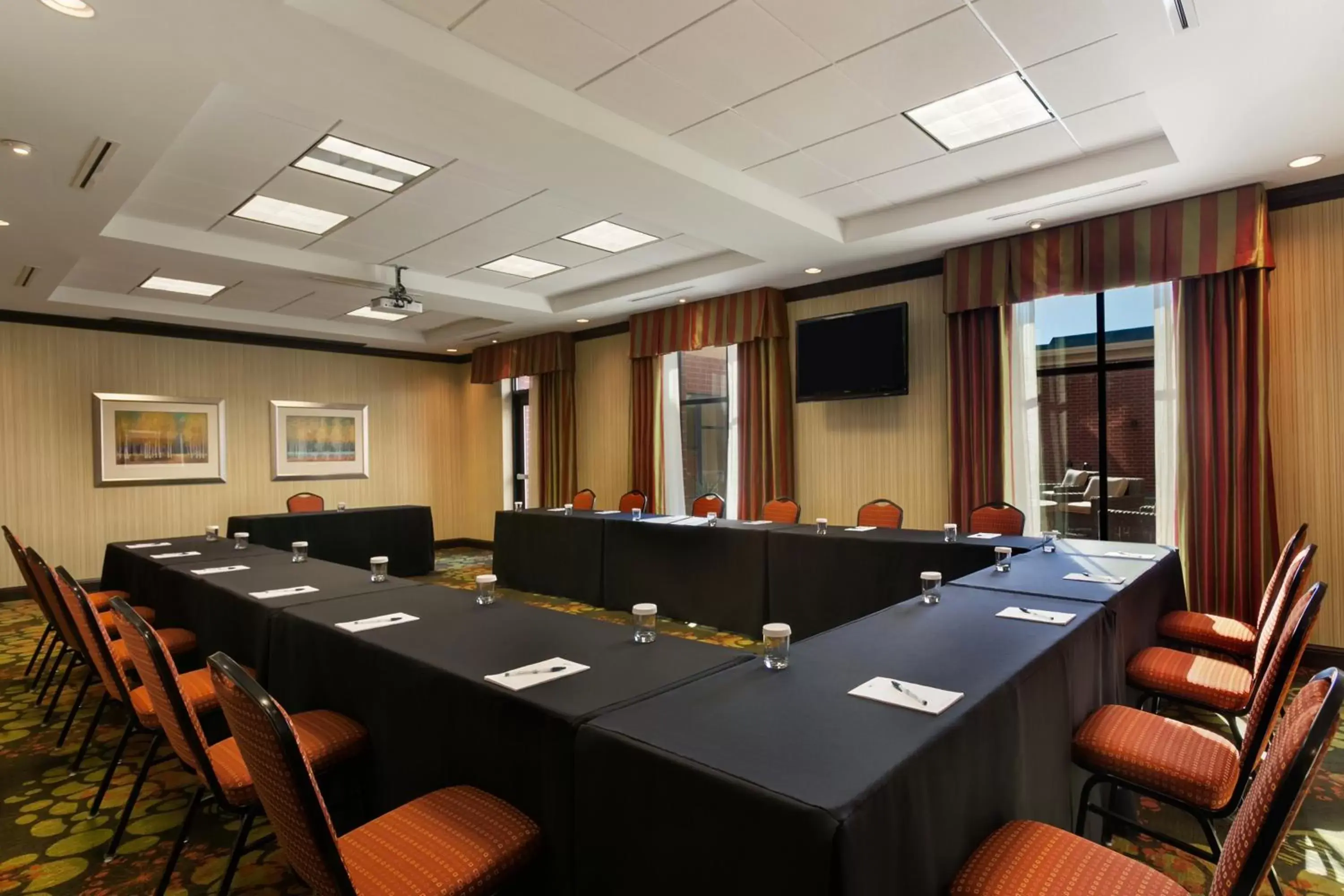 Meeting/conference room in Homewood Suites by Hilton Joplin