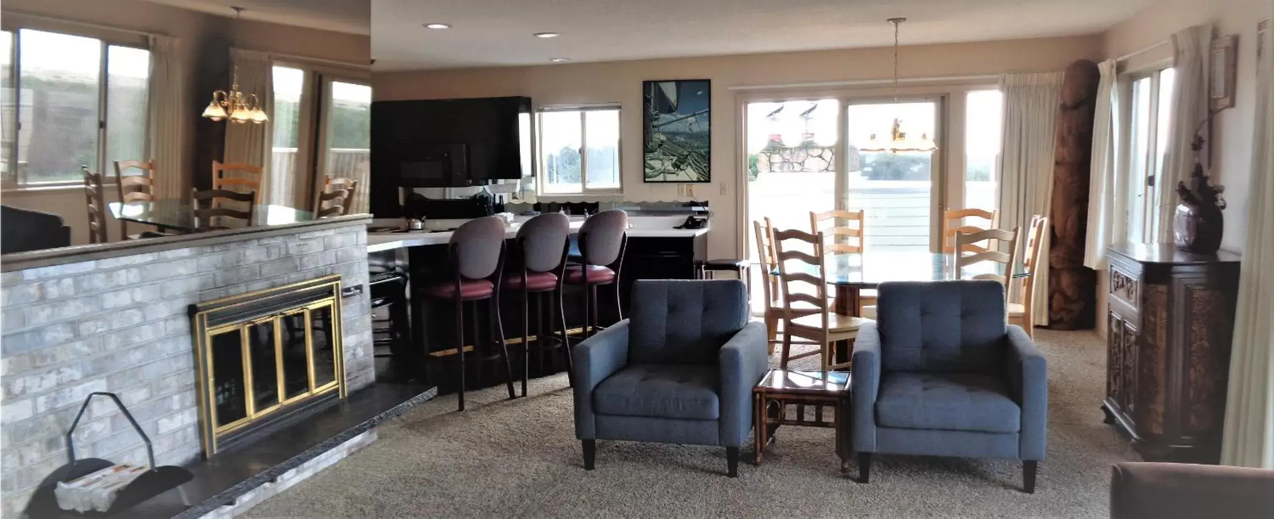 2 Bedroom, 3 Queens, Non-View, Dog Friendly in The Polynesian Resort 2 Bedroom, 3 Queens, Non-View, Dog Friendly in The Polynesian Resort