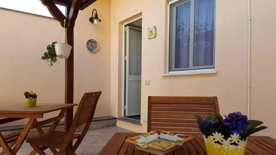 Patio, Dining Area in B&B Villa Letizia Inn