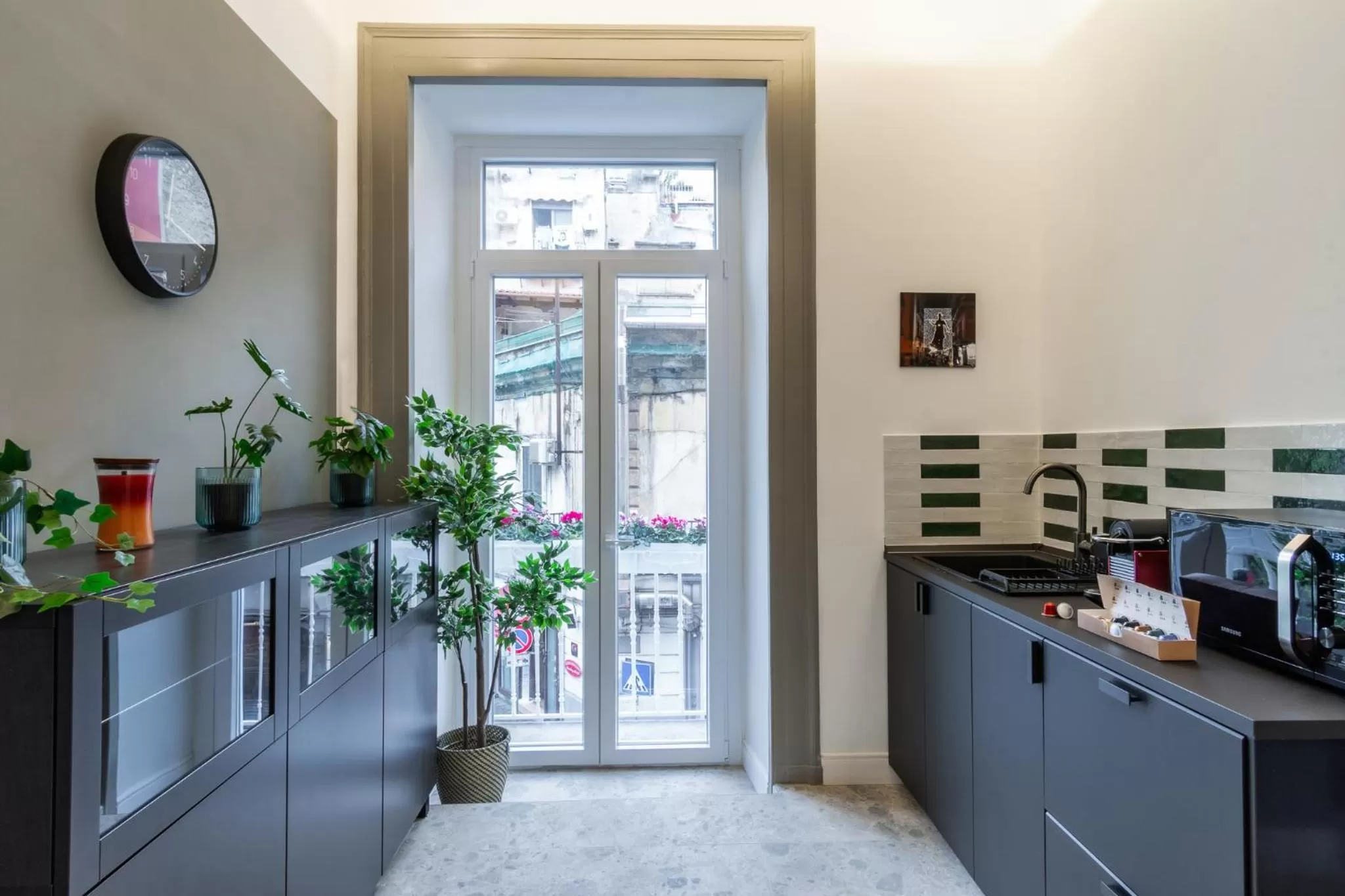 Balcony/Terrace, Kitchen/Kitchenette in Naos