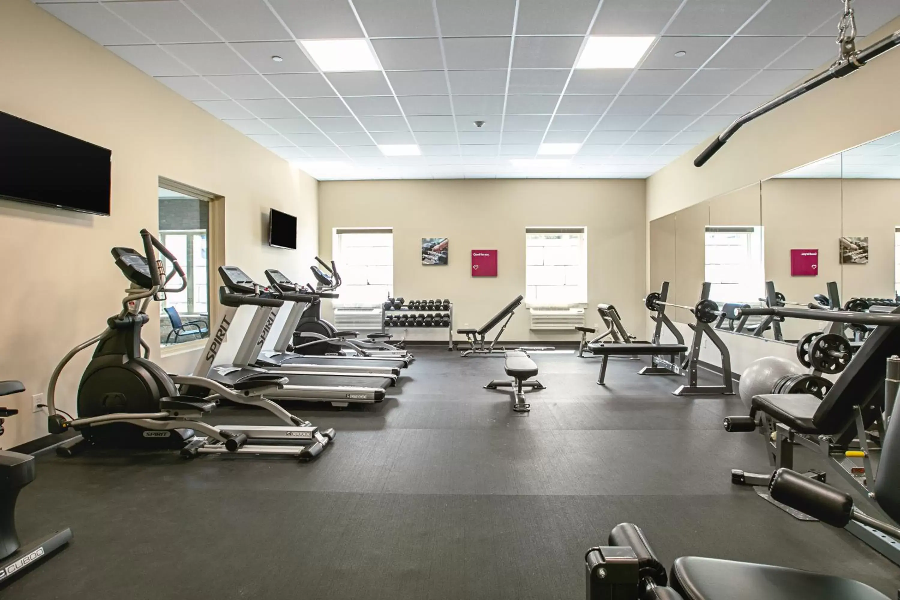 Fitness centre/facilities in Comfort Suites Fishkill near Interstate 84 Fitness centre/facilities in Comfort Suites Fishkill near Interstate 84