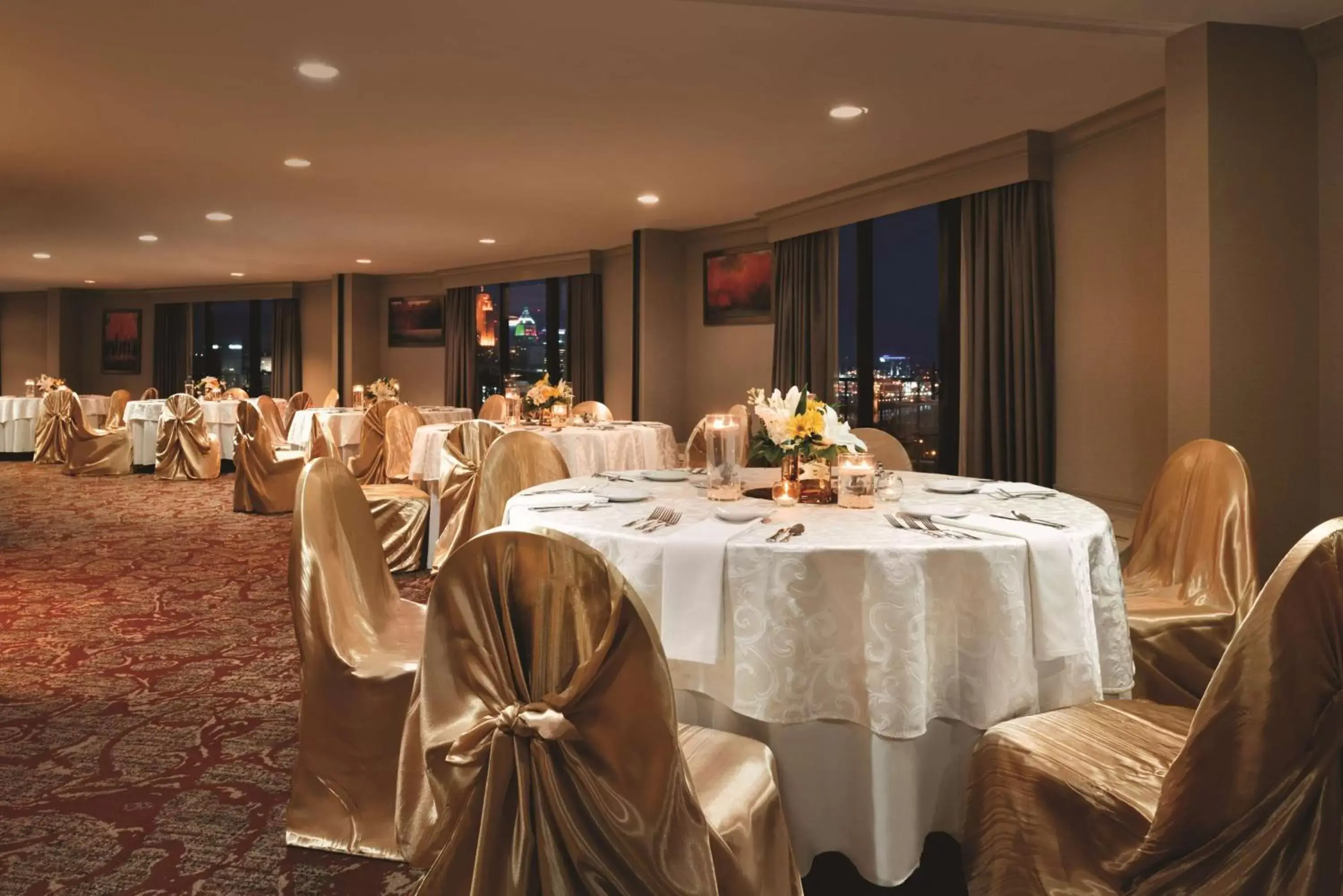 On site, Banquet Facilities in Radisson Hotel Cincinnati Riverfront