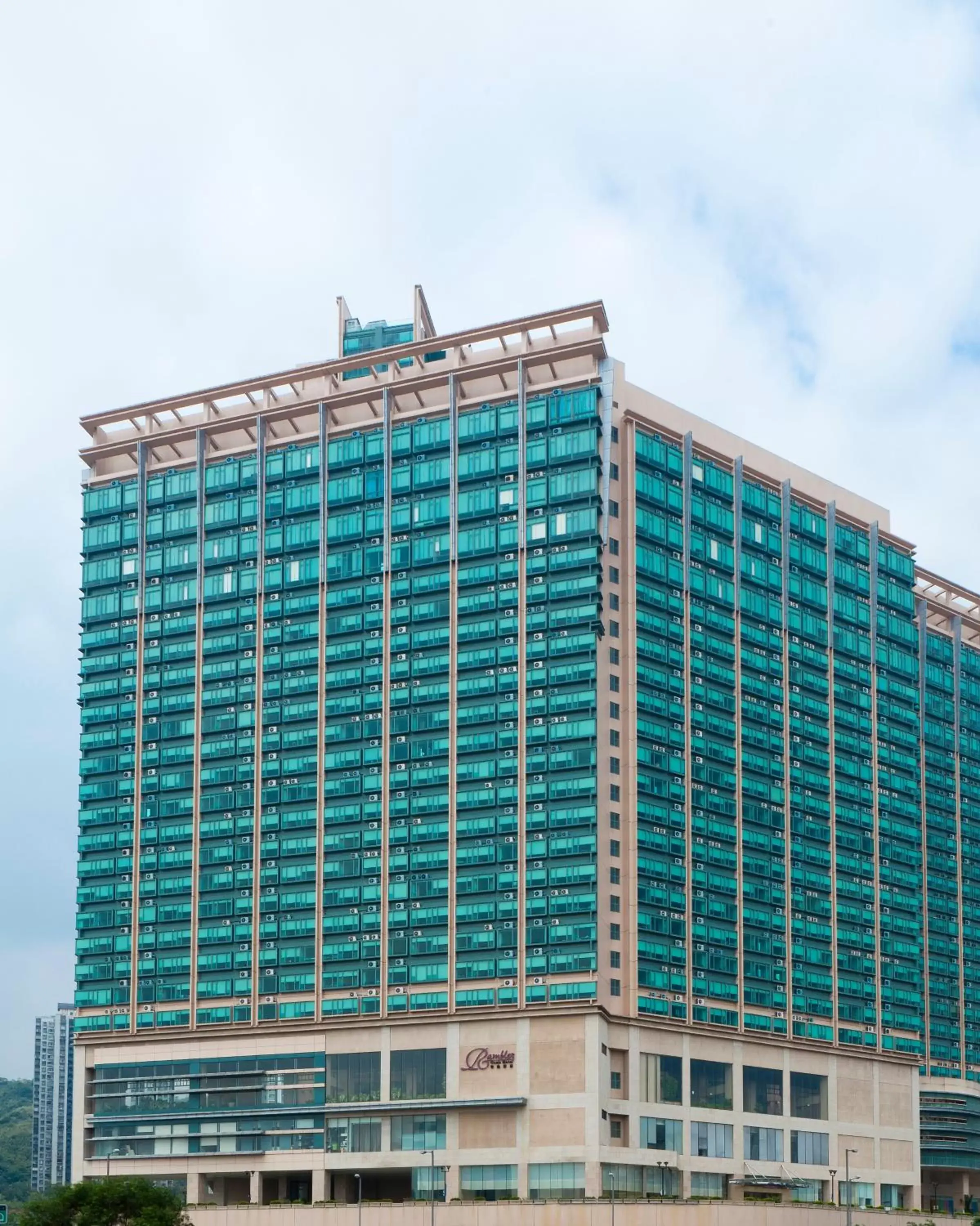 Facade/entrance, Property Building in Rambler Oasis Hotel