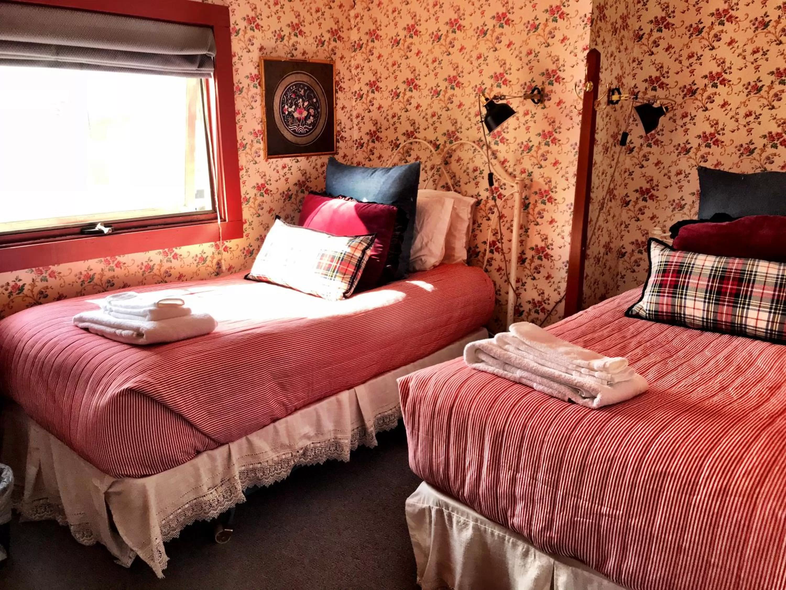 Bed in Historic Skagway Inn